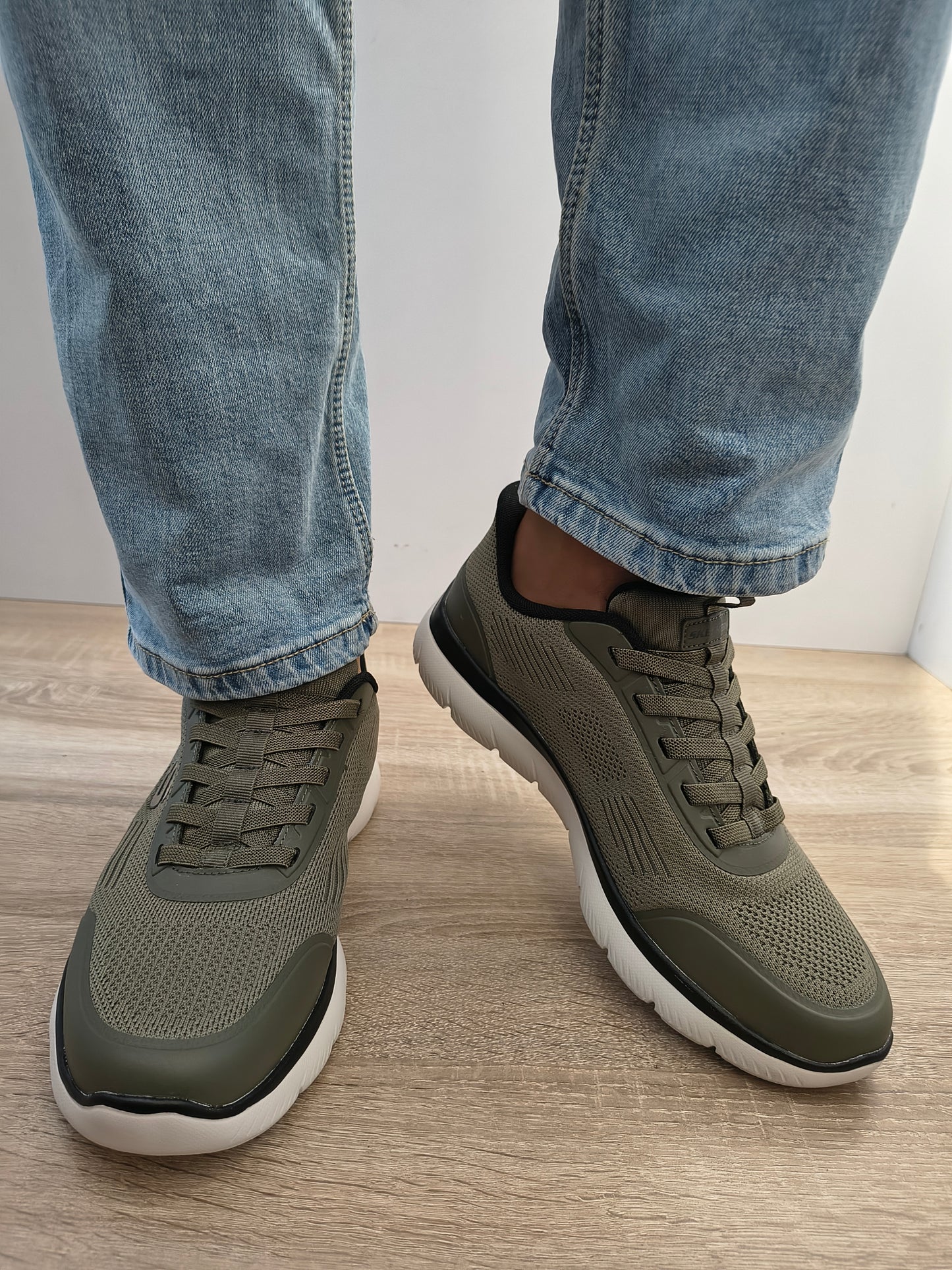 Pantofi Sport Bărbați Skechers 233047 Olbk Olive - Textil