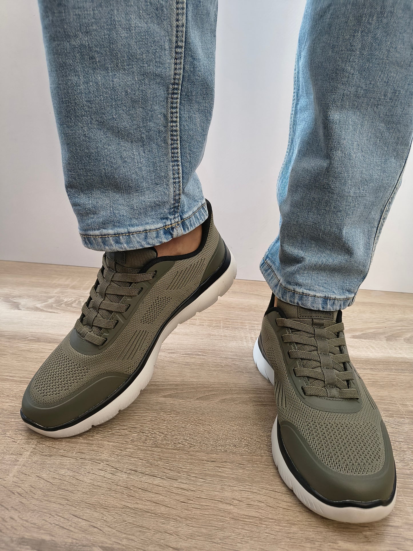 Pantofi Sport Bărbați Skechers 233047 Olbk Olive - Textil