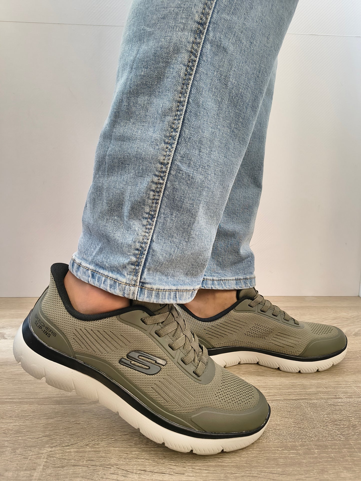 Pantofi Sport Bărbați Skechers 233047 Olbk Olive - Textil