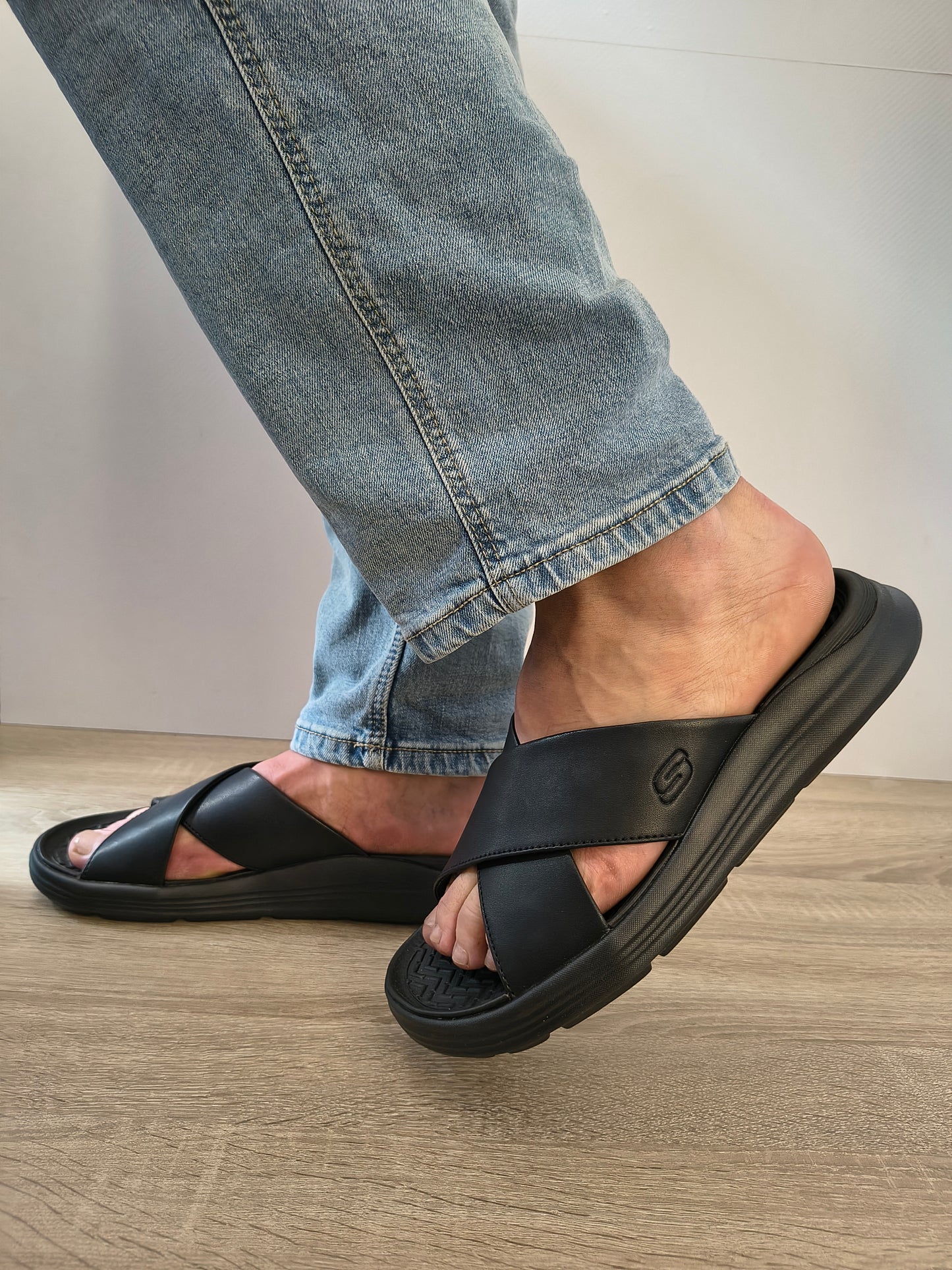 Slapi Bărbați Skechers 205627 Bbk Negru - Piele Naturală