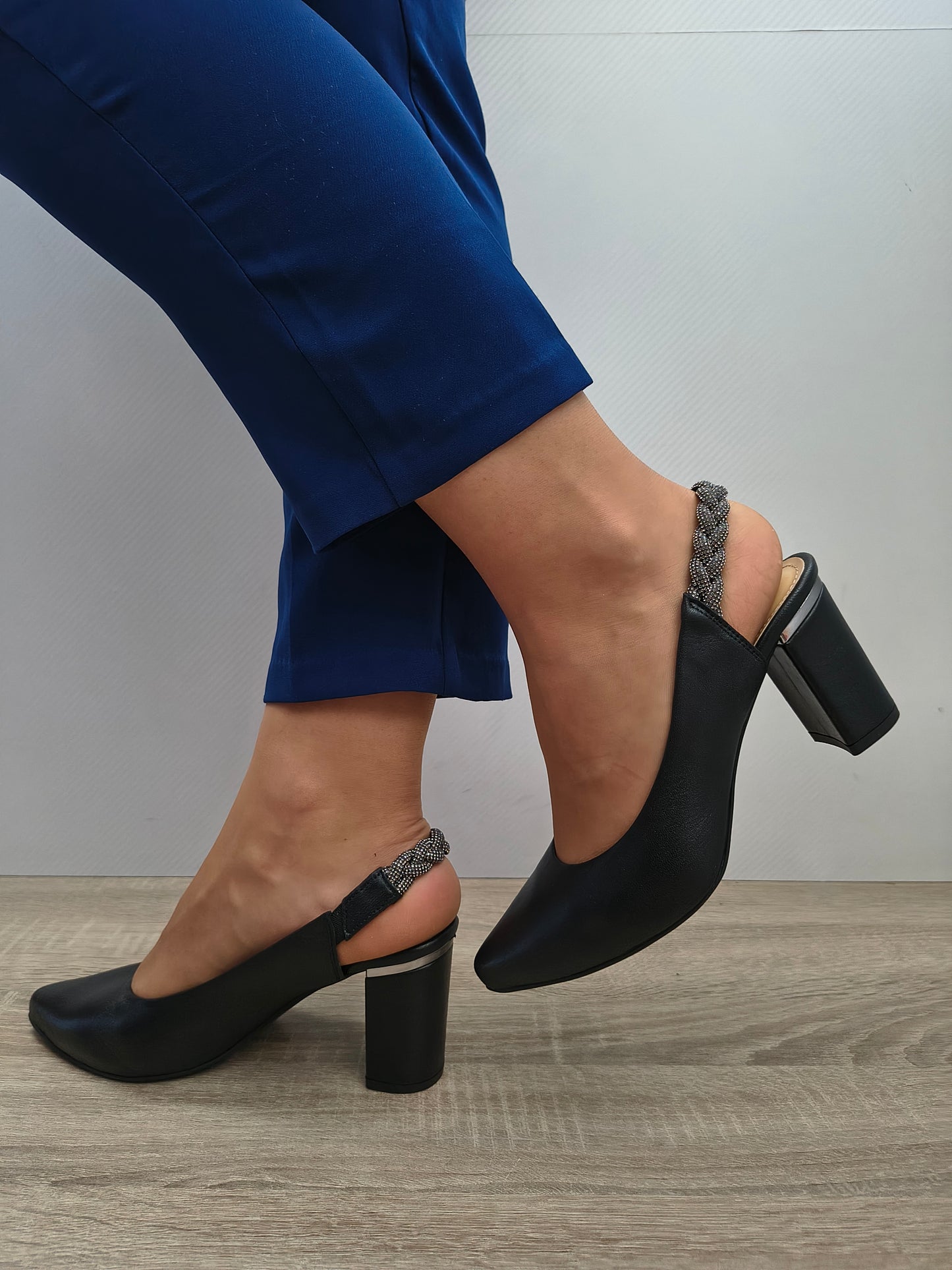 Sandale Elegante Damă Aga 1570 39 Negru - Piele Naturală