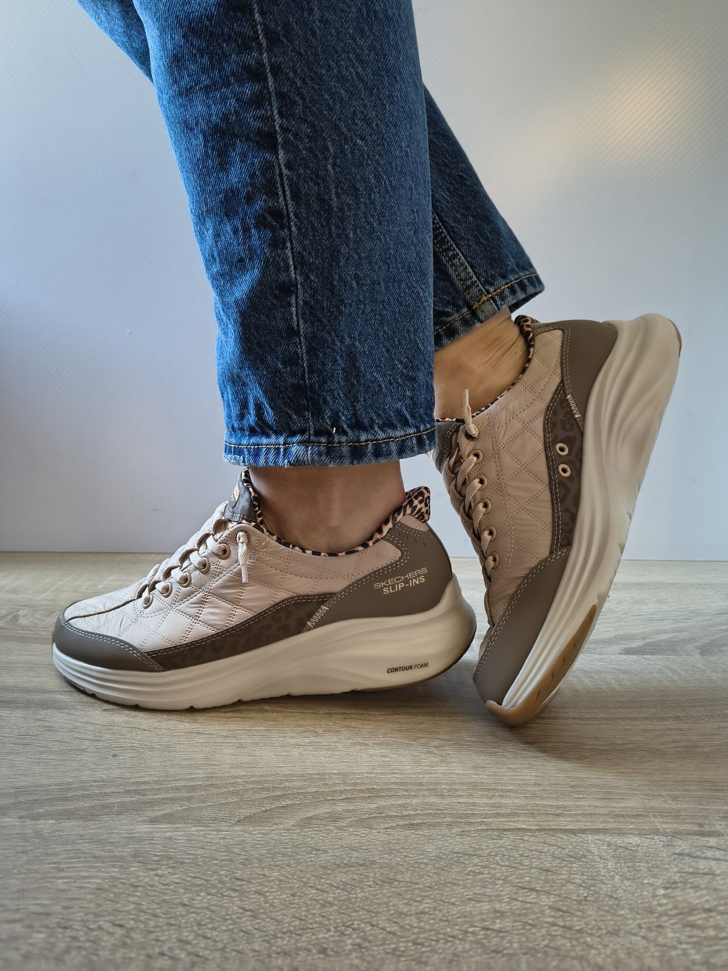 PANTOFI CASUAL DAMĂ SKECHERS 150419 BRN BEJ LEOPARD