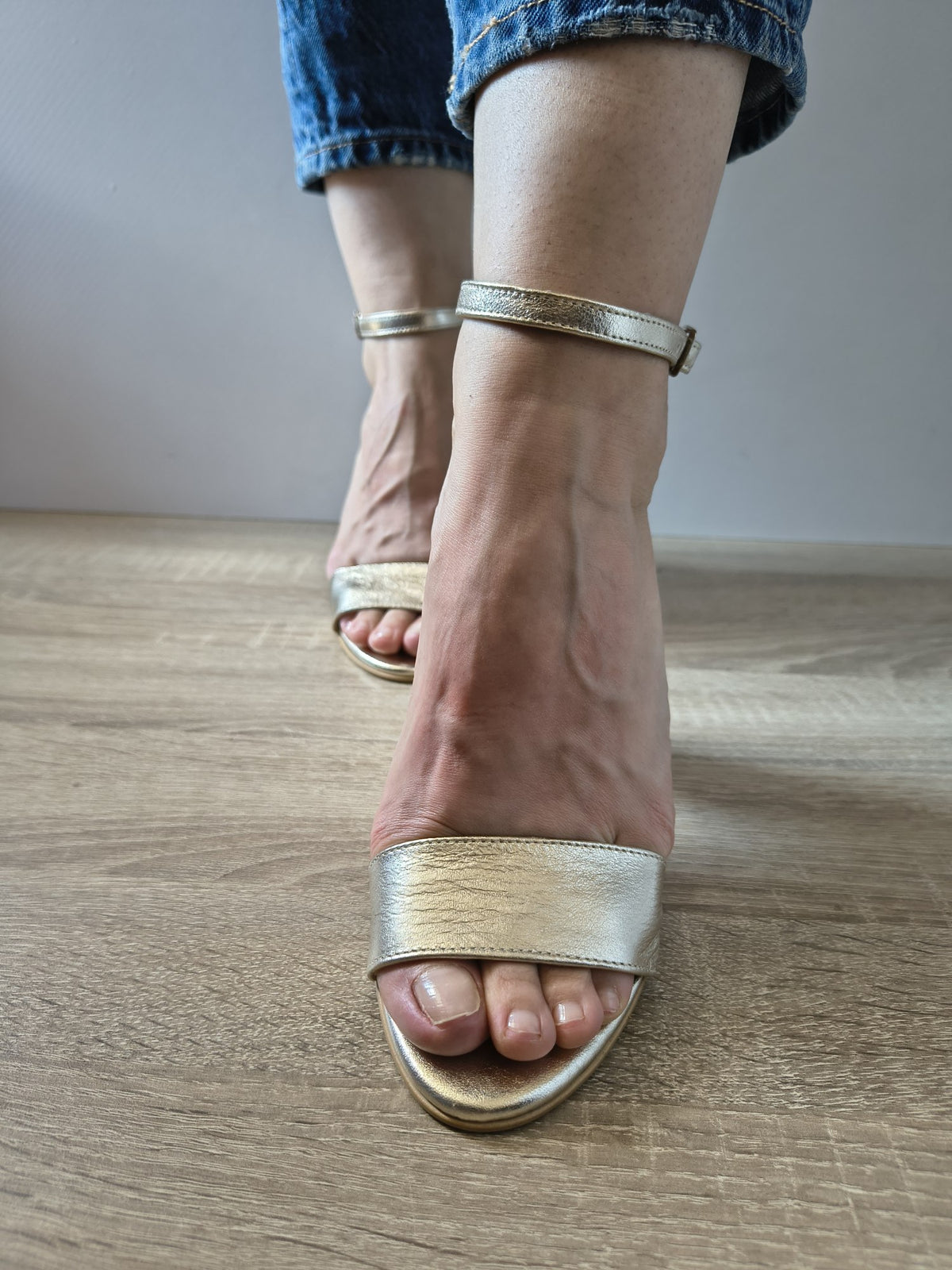 SANDALE DAMĂ BRATEX 106 AURII