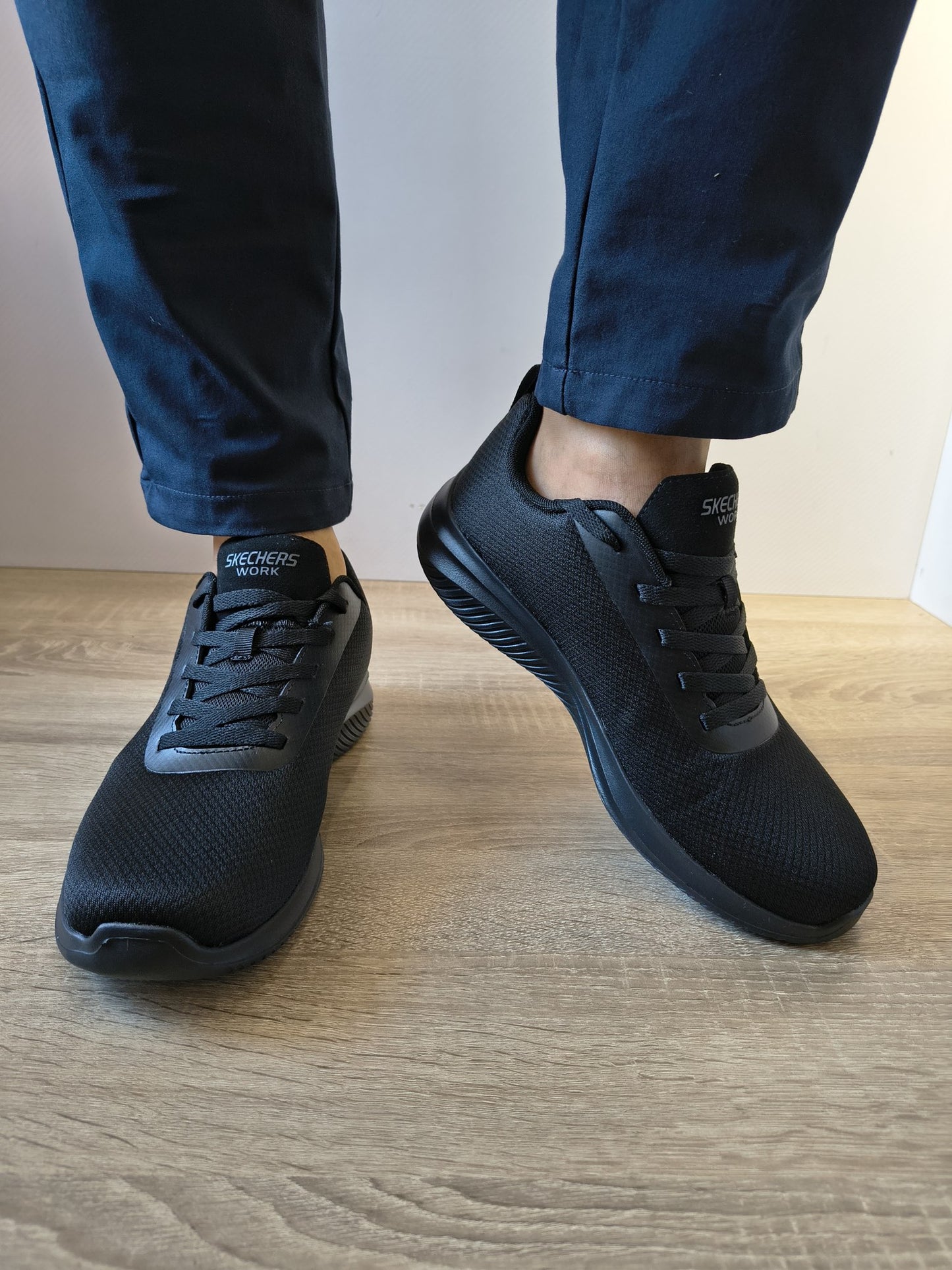 PANTOFI SPORT BĂRBAȚI SKECHERS 200241EC BLK NEGRI