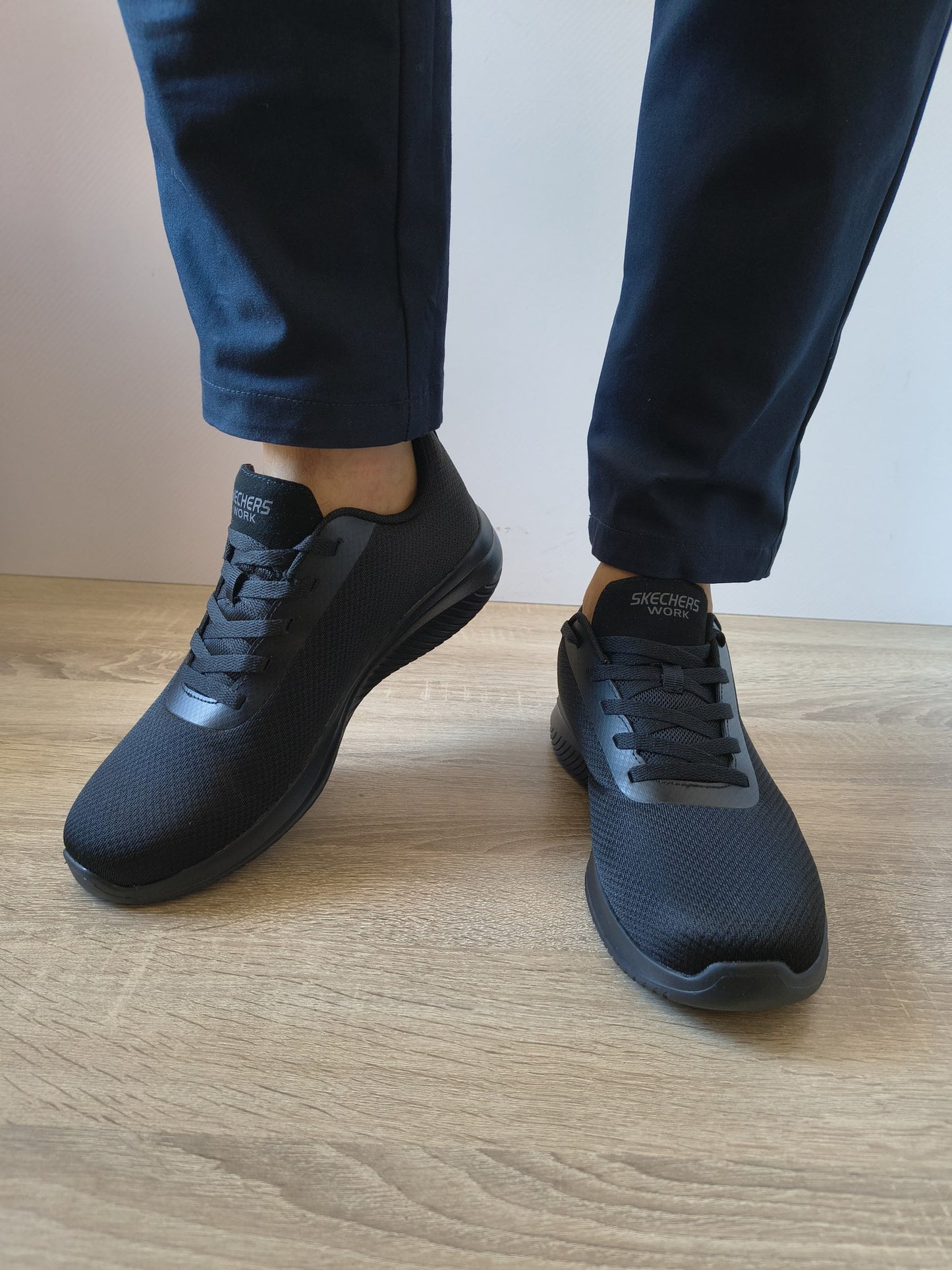 PANTOFI SPORT BĂRBAȚI SKECHERS 200241EC BLK NEGRI