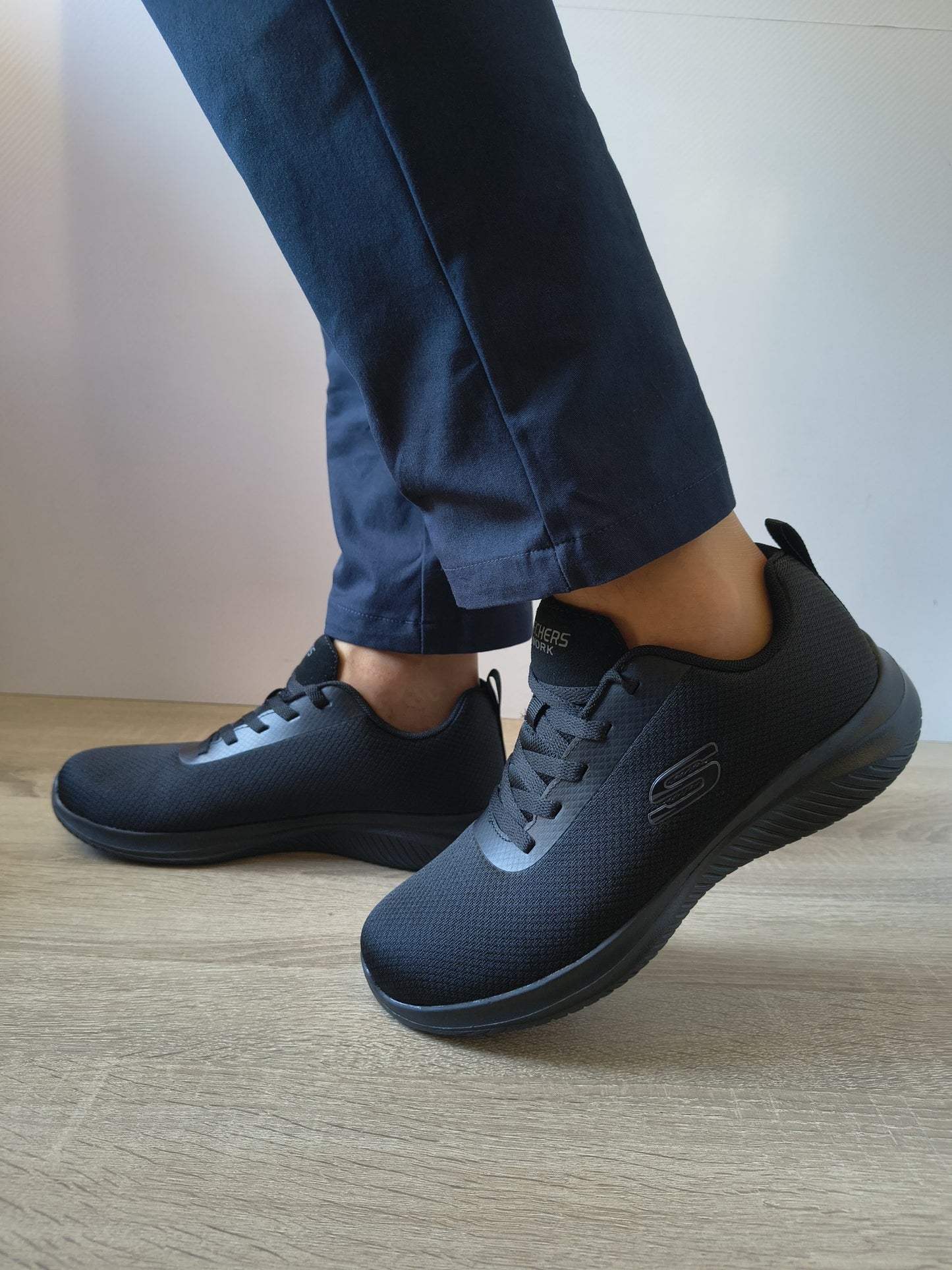 PANTOFI SPORT BĂRBAȚI SKECHERS 200241EC BLK NEGRI