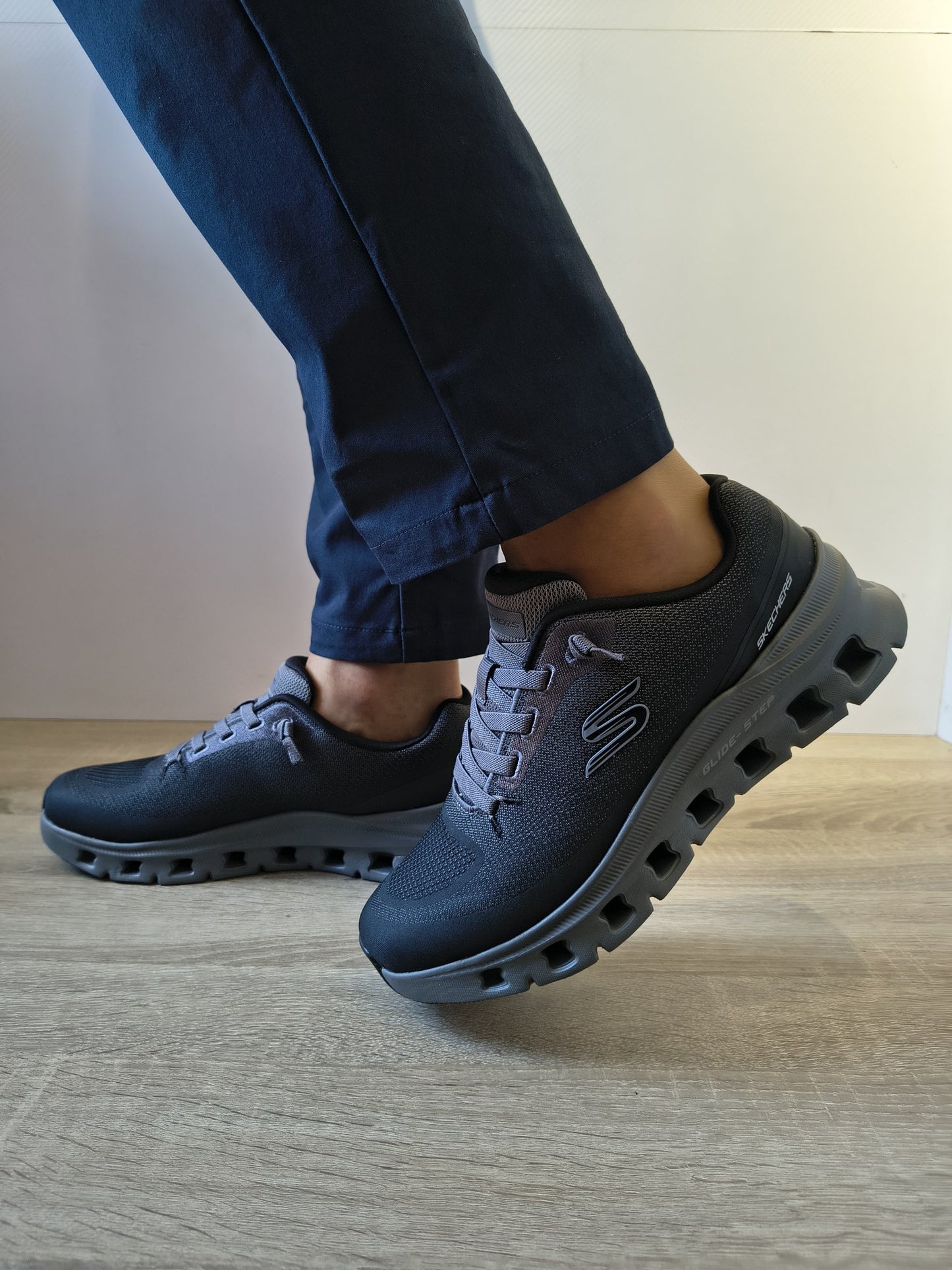 PANTOFI SPORT BĂRBAȚI SKECHERS 233132 BKCC NEGRI/GRI