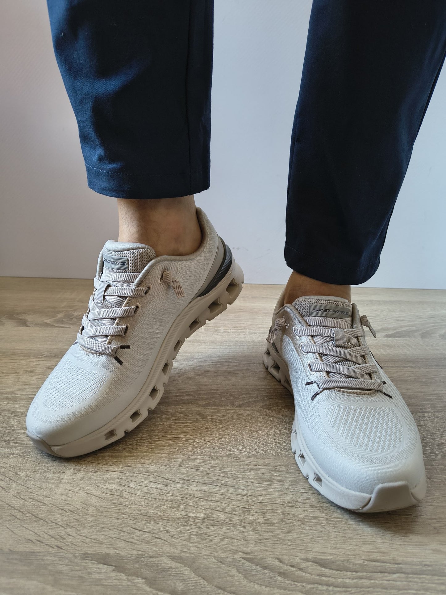 PANTOFI SPORT BĂRBAȚI SKECHERS 233132 TPE BEJ TAUPE
