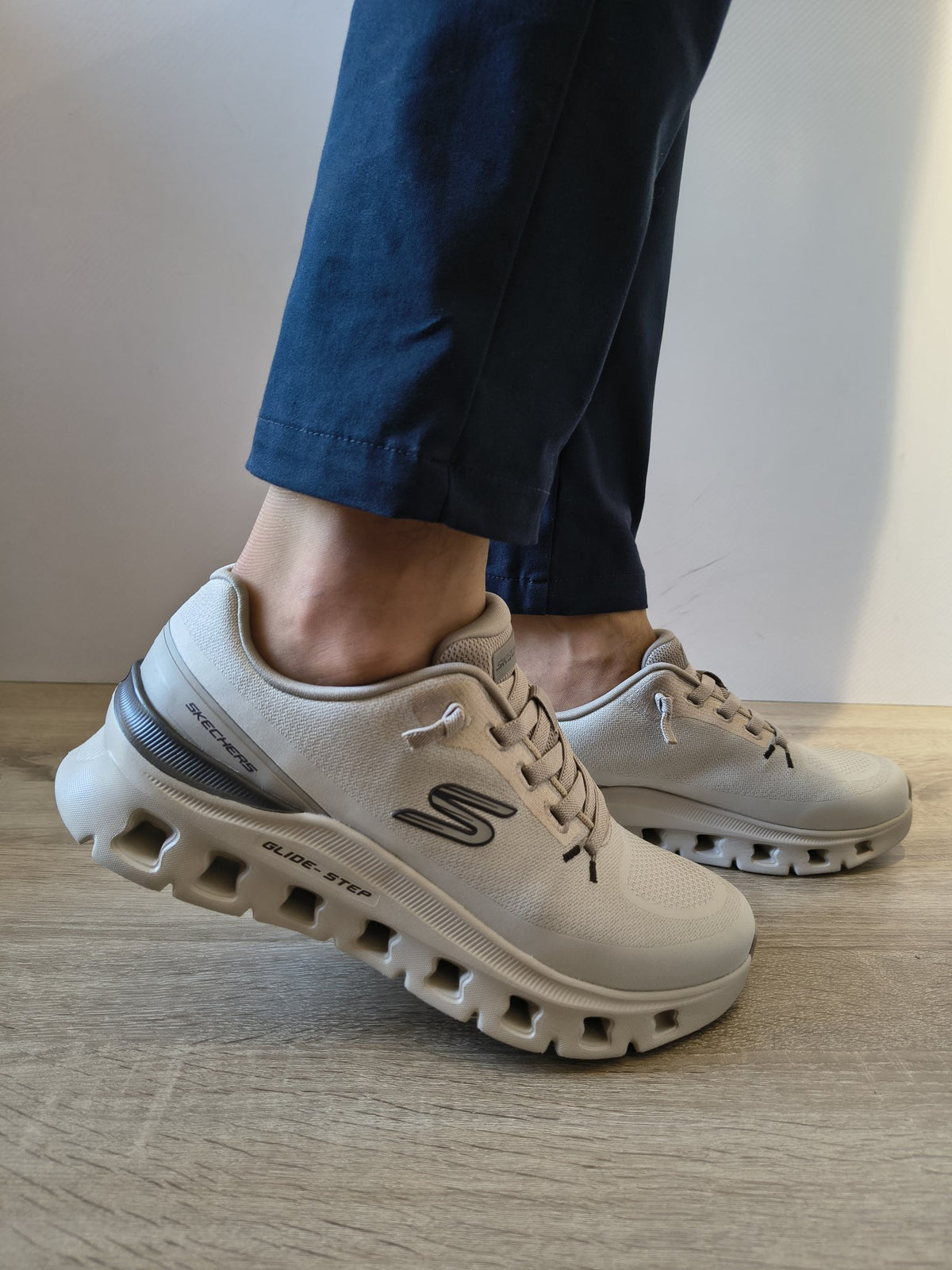 PANTOFI SPORT BĂRBAȚI SKECHERS 233132 TPE BEJ TAUPE