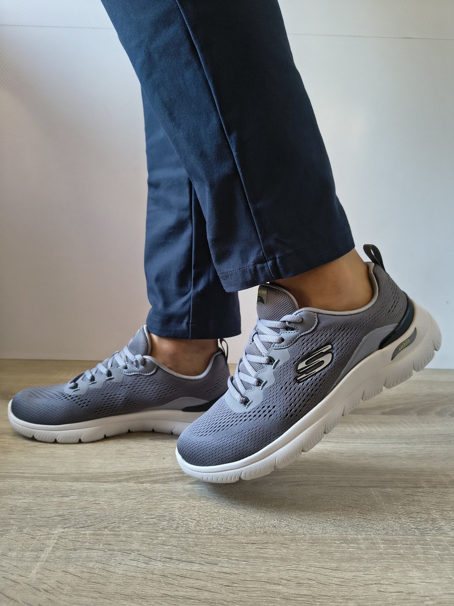 PANTOFI SPORT BĂRBAȚI SKECHERS 233178 CCLM GRI