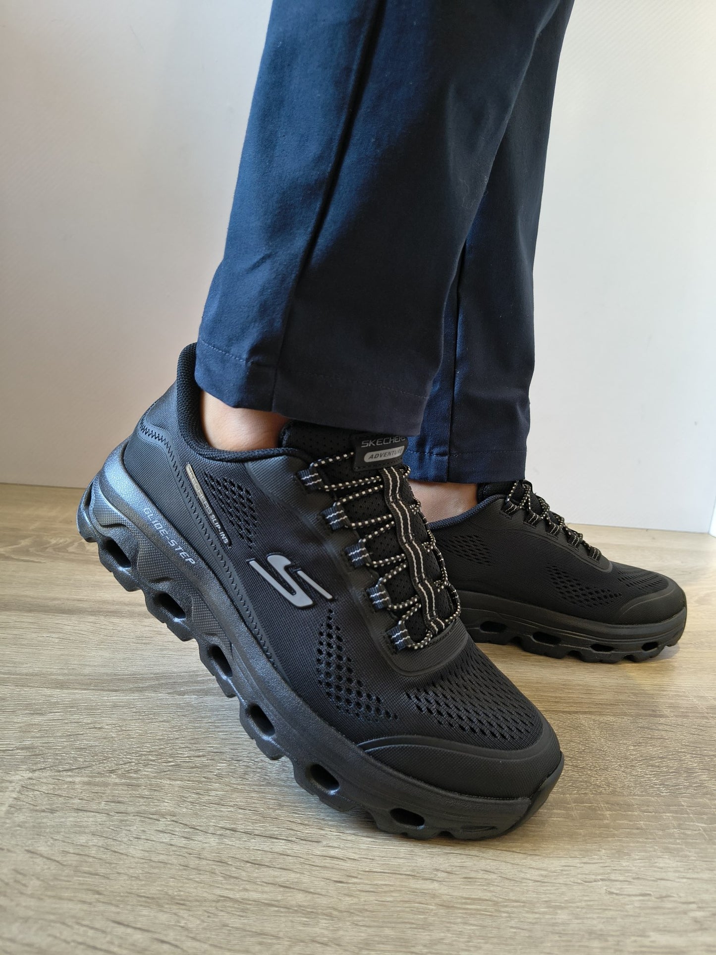 PANTOFI SPORT BĂRBAȚI SKECHERS 237812 BBK NEGRI