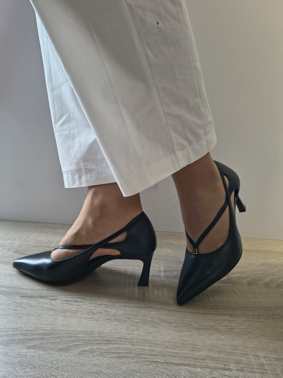 PANTOFI ELEGANȚI DAMĂ TAMARIS 22459-47 003 NEGRI
