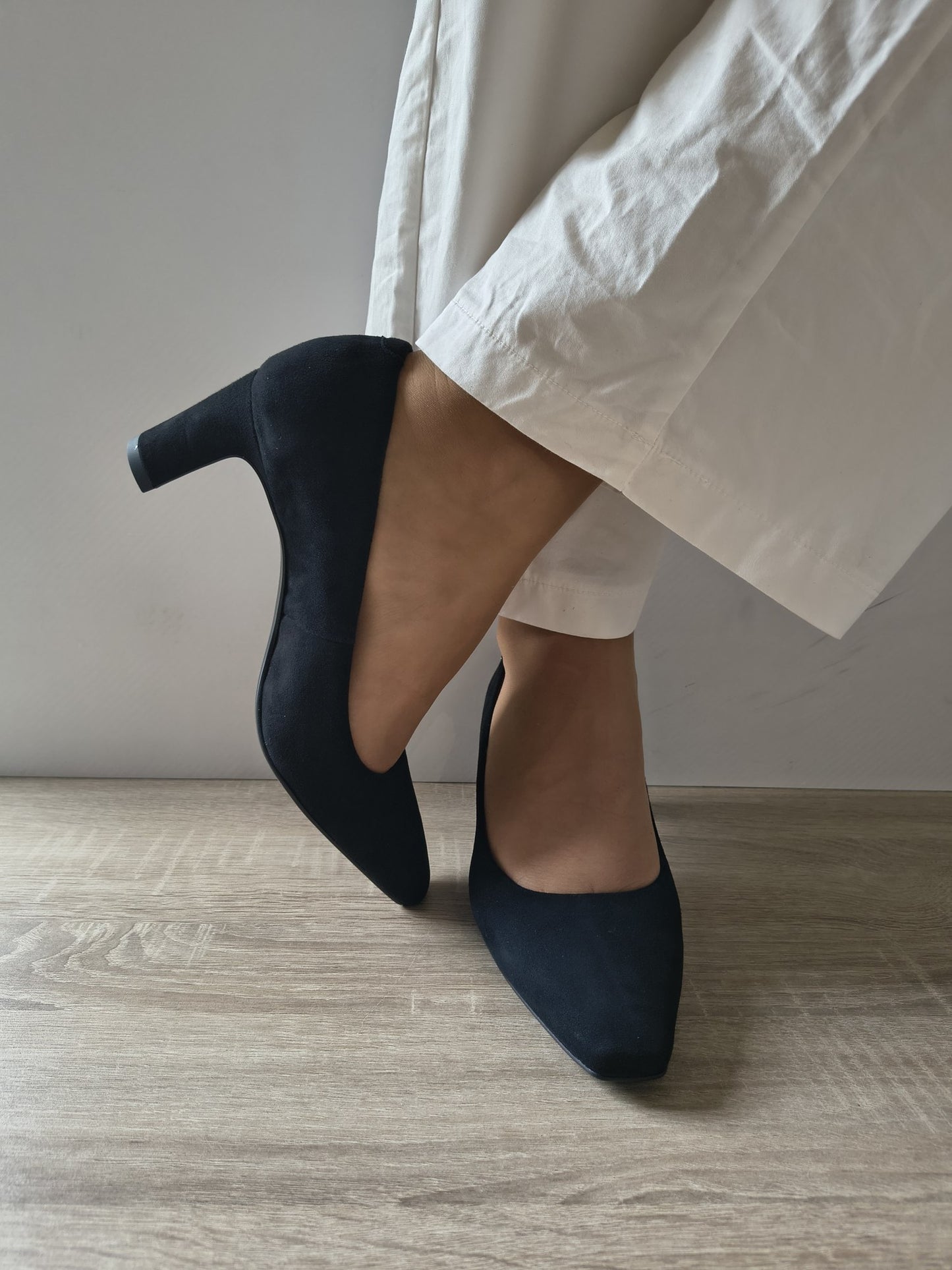 PANTOFI ELEGANȚI DAMĂ TAMARIS 22455-47 001 NEGRI VELUR