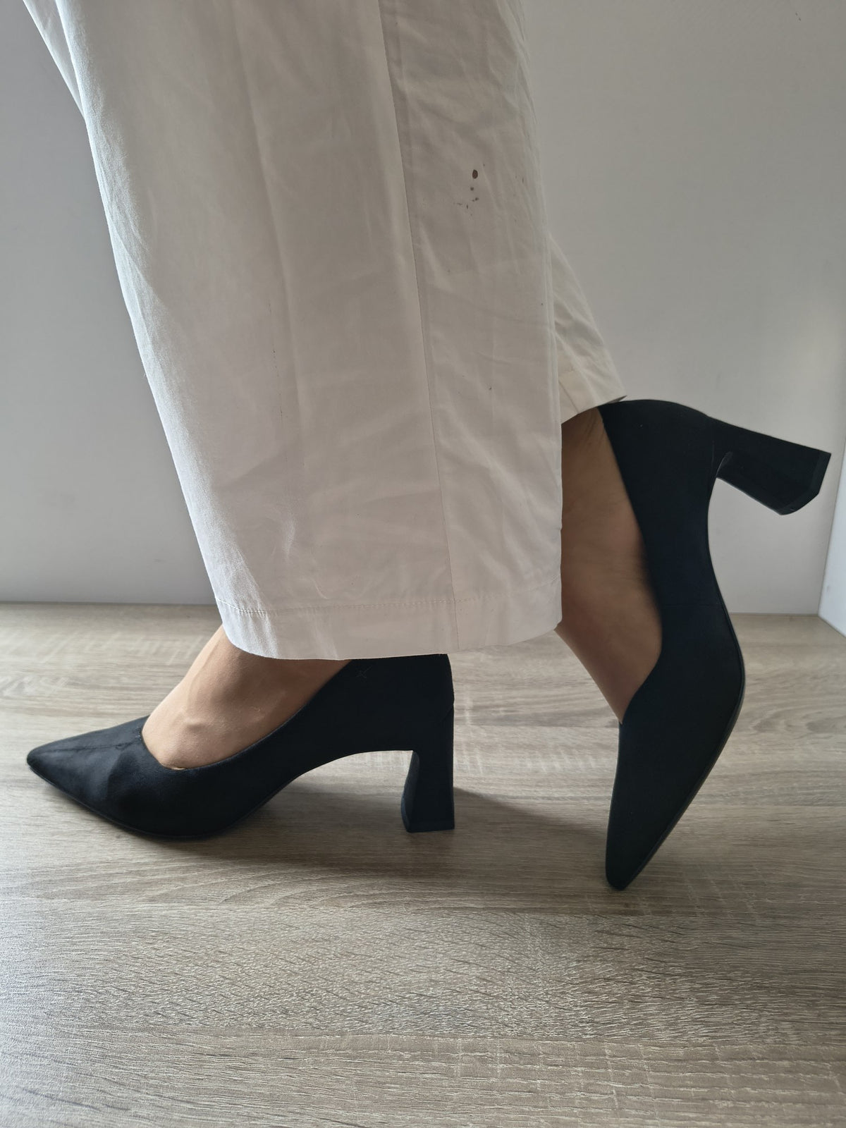 PANTOFI ELEGANȚI DAMĂ TAMARIS 22453-45 001 NEGRI VELUR
