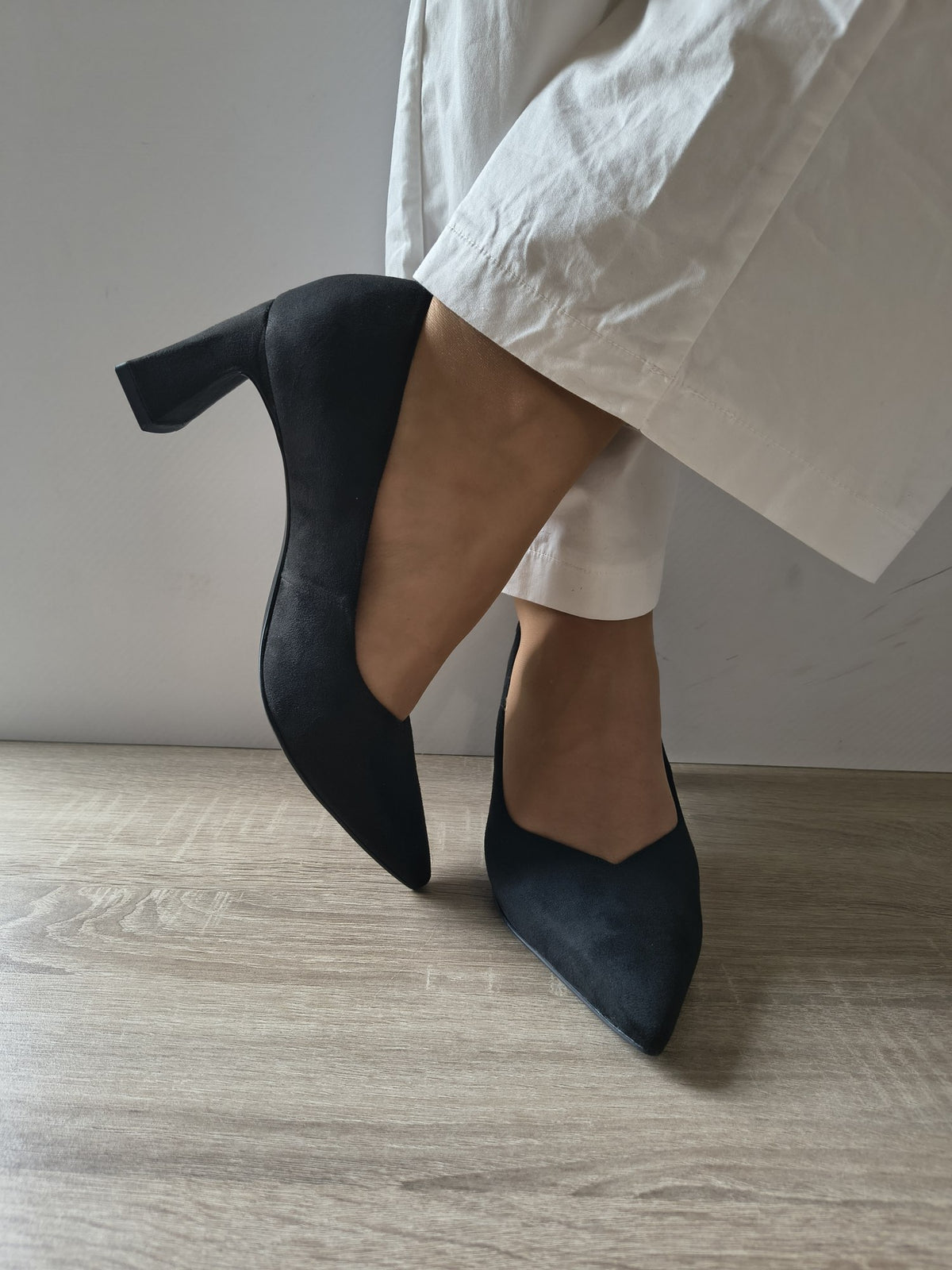 PANTOFI ELEGANȚI DAMĂ TAMARIS 22453-45 001 NEGRI VELUR