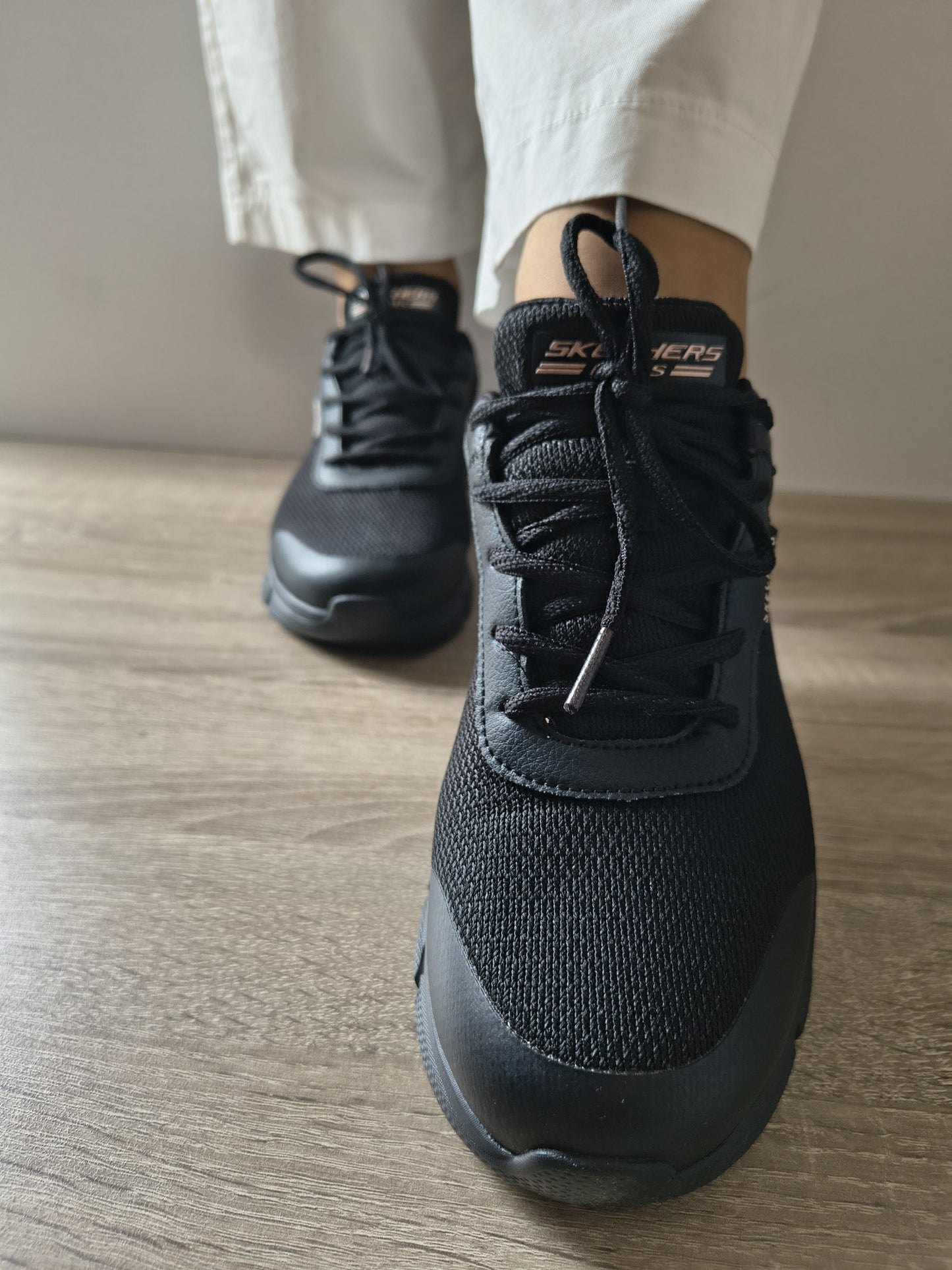 PANTOFI SPORT DAMĂ SKECHERS 117351 BBK NEGRI