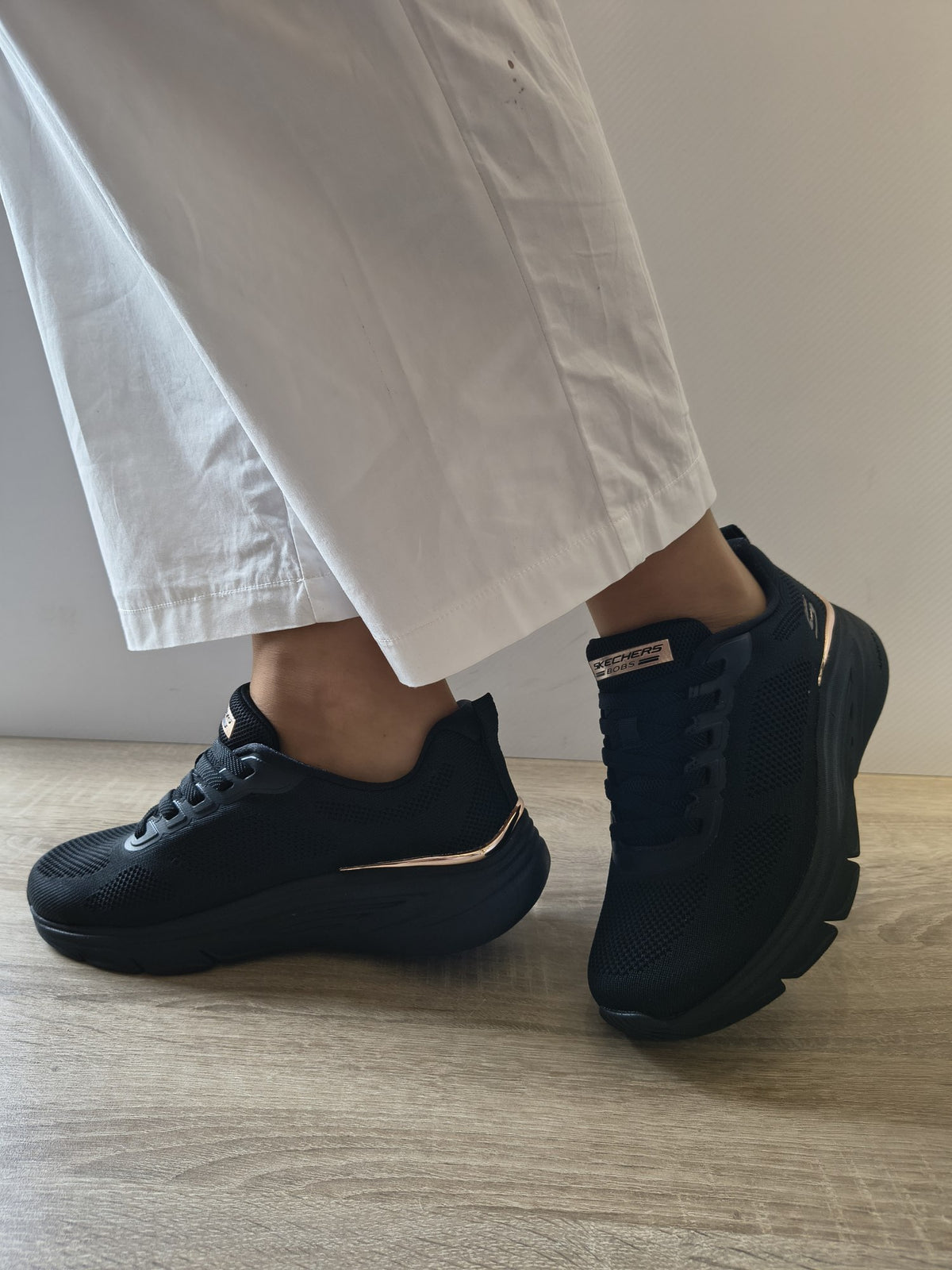PANTOFI SPORT DAMĂ SKECHERS 117720 BBK NEGRI