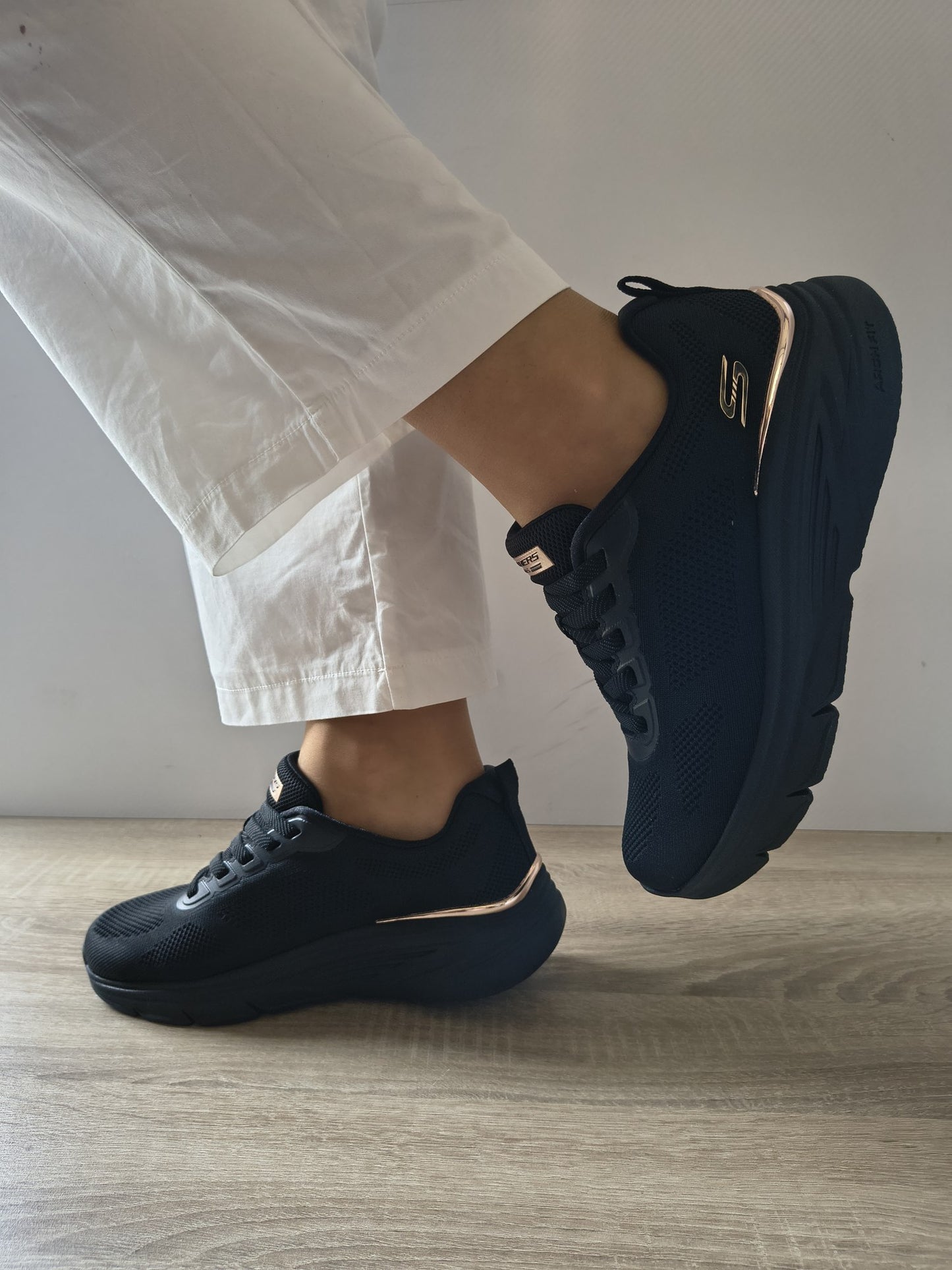 PANTOFI SPORT DAMĂ SKECHERS 117720 BBK NEGRI