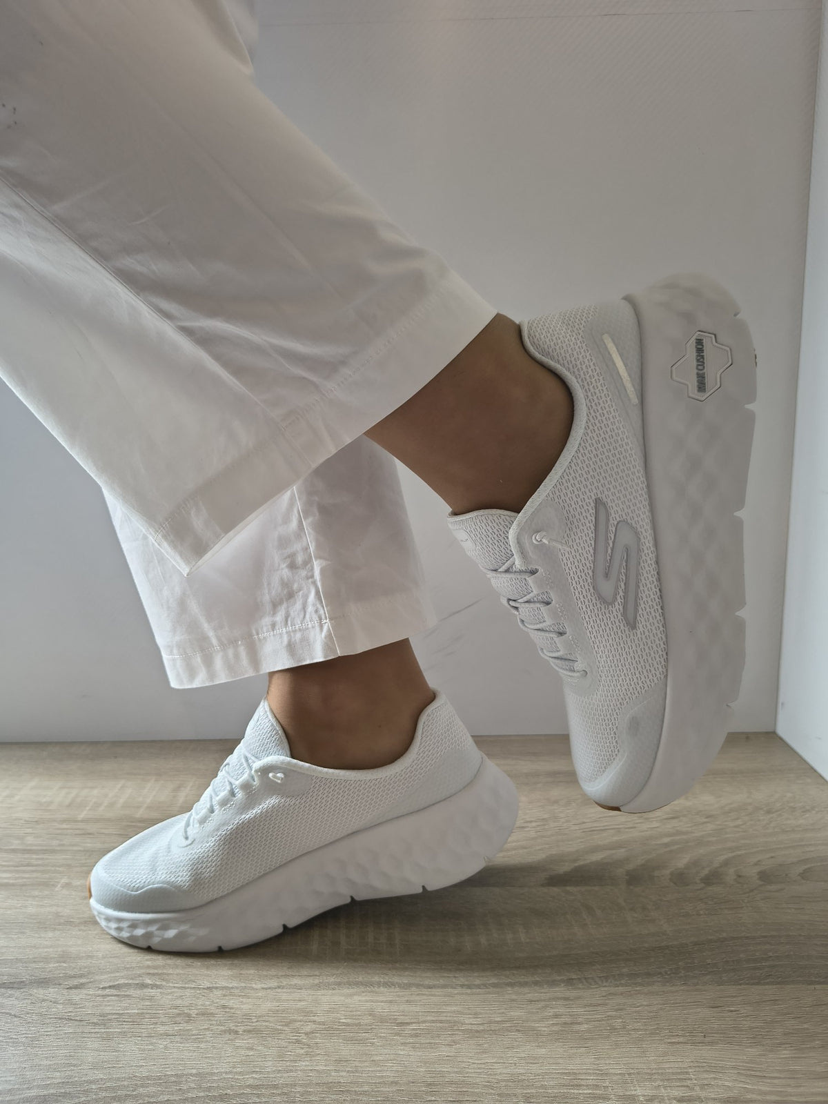PANTOFI SPORT DAMĂ SKECHERS 126030 WSL ALBI