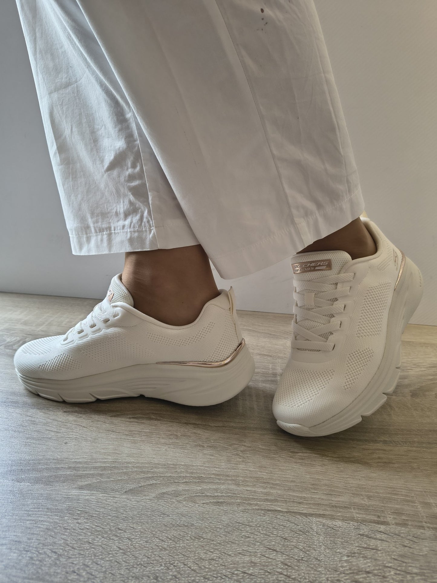 PANTOFI SPORT DAMĂ SKECHERS 117720 OFWT CREM