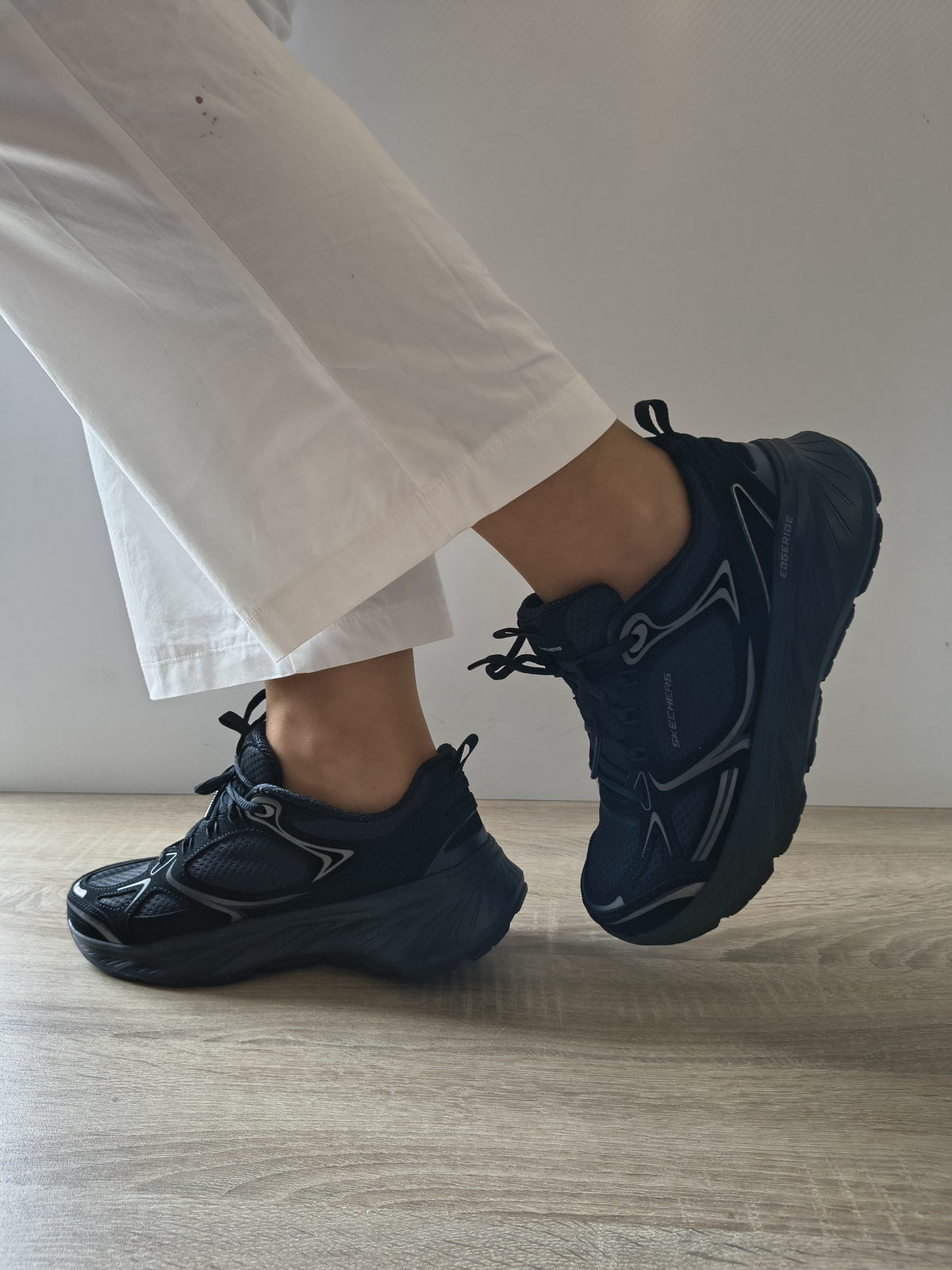 PANTOFI SPORT DAMĂ SKECHERS 150475 BBK NEGRI