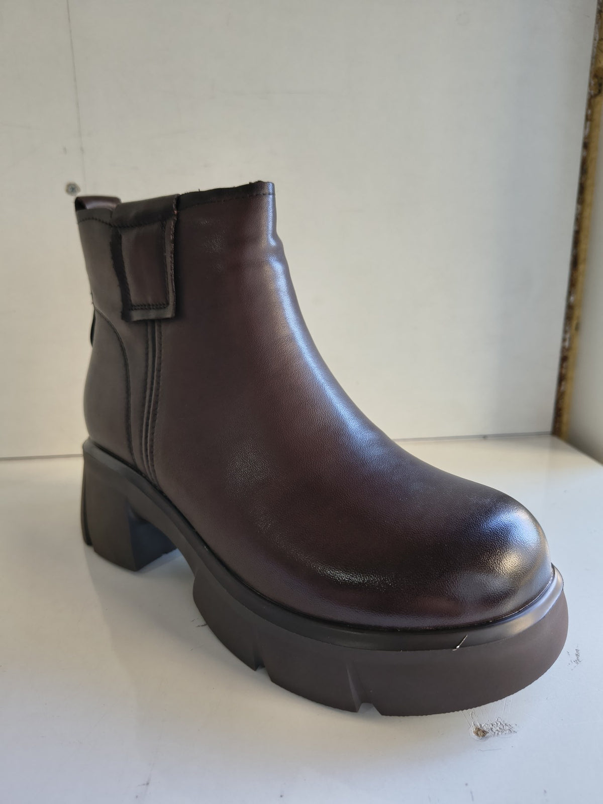 NIR Lica 0050 IMG_20260917_083147786_HDR.jpg | GHETE CASUAL DAMA FORMAZIONE M5295 Maro