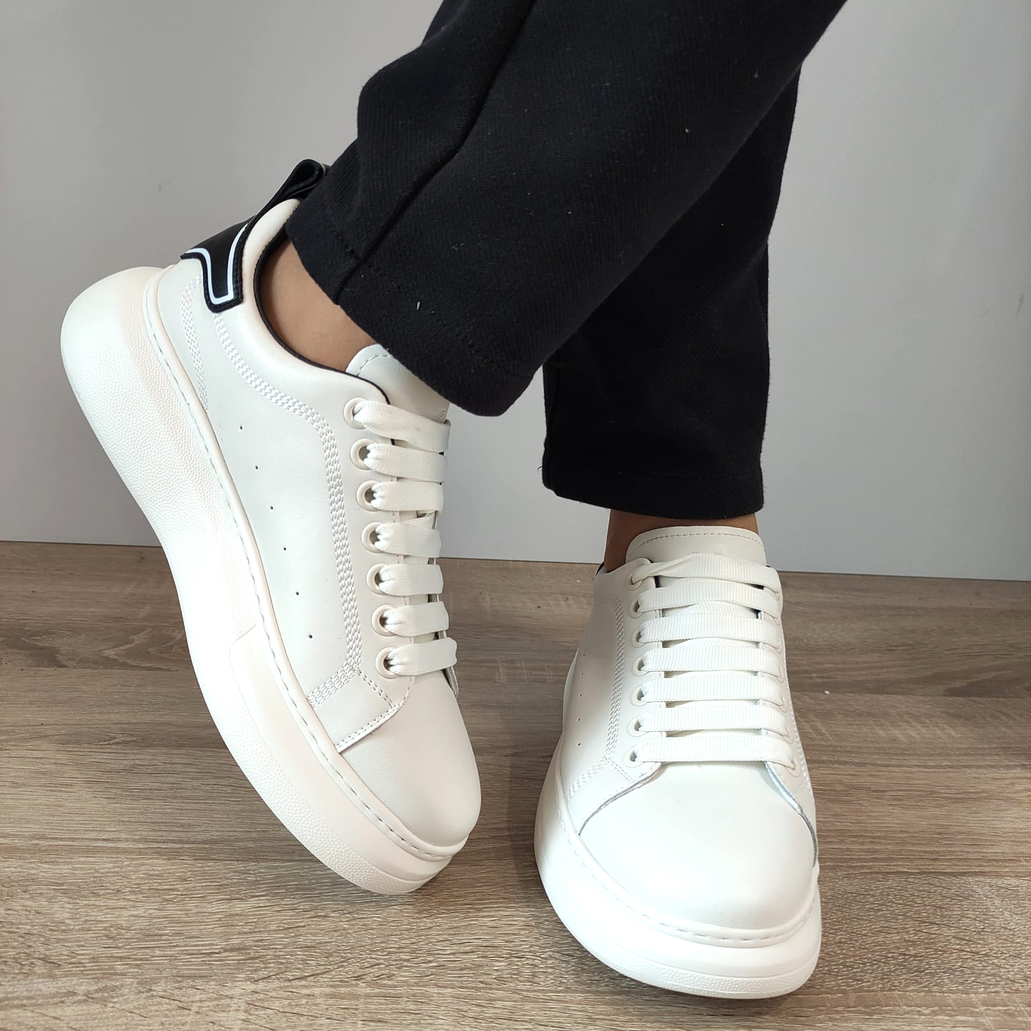 PANTOFI CASUAL BARBATI FRANCO GERARDO 3221 ALBI + NEGRI - imagine 2