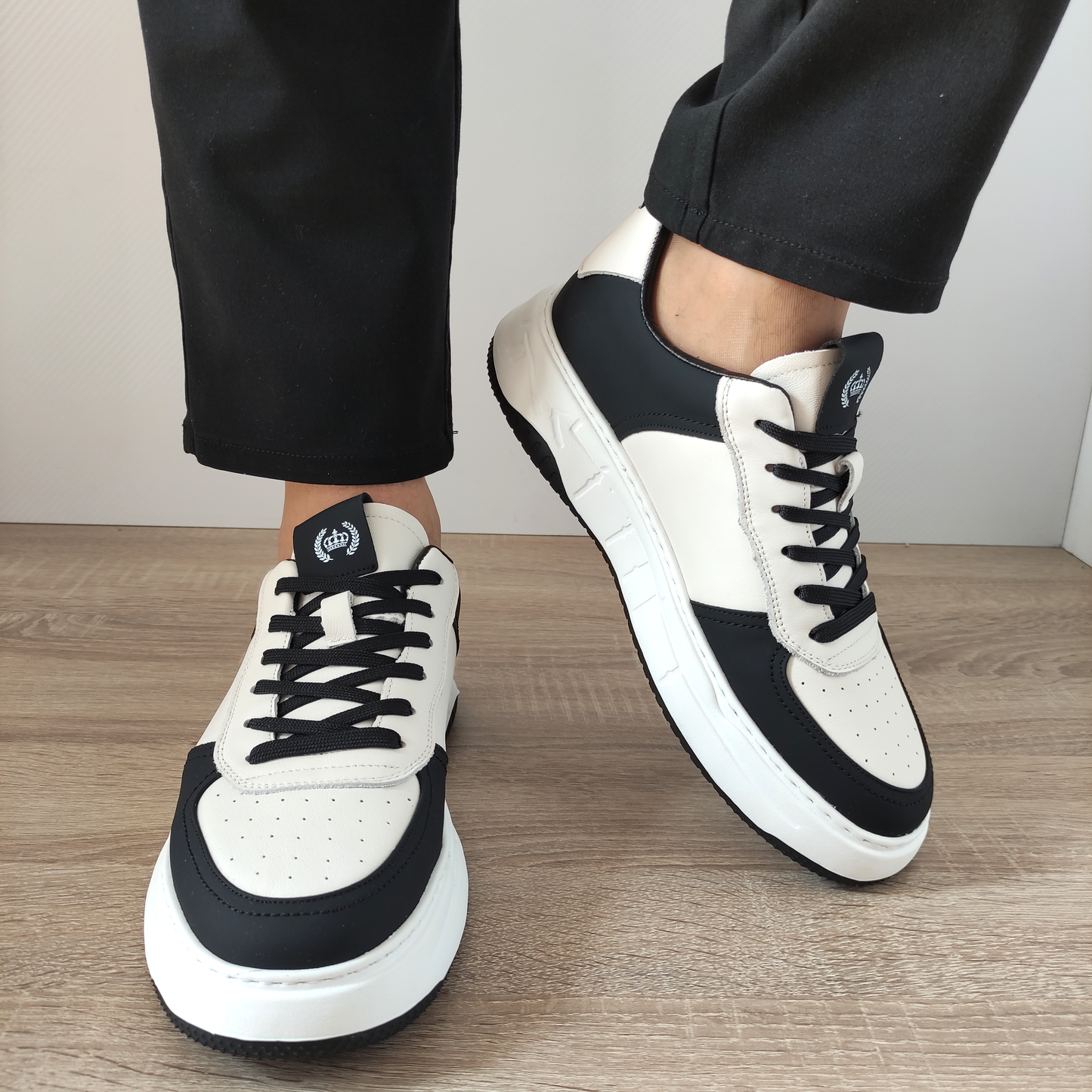PANTOFI CASUAL BARBATI FRANCO GERARDO 8268 ALBI CU NEGRU - imagine 3
