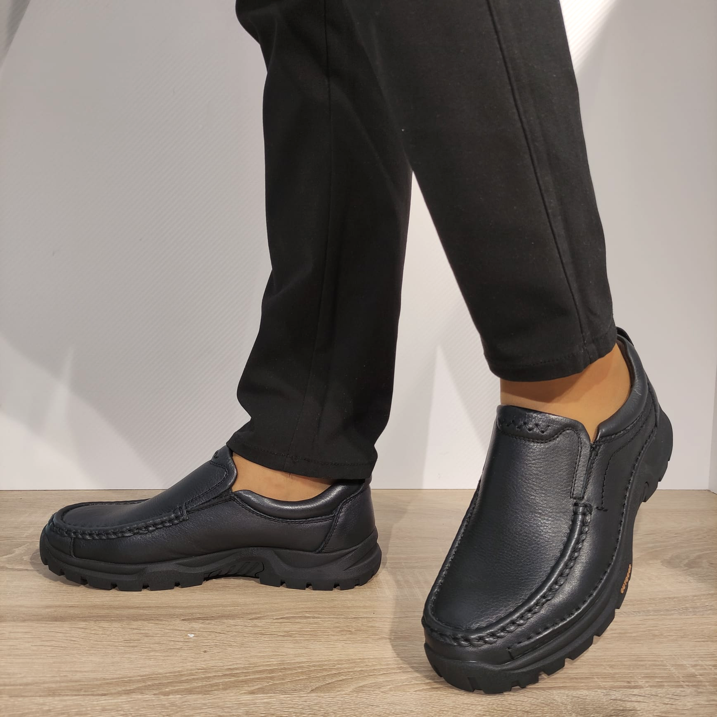 Pantofi Casual Bărbați MELS 9816 Maro – Piele Naturală – vedere 1