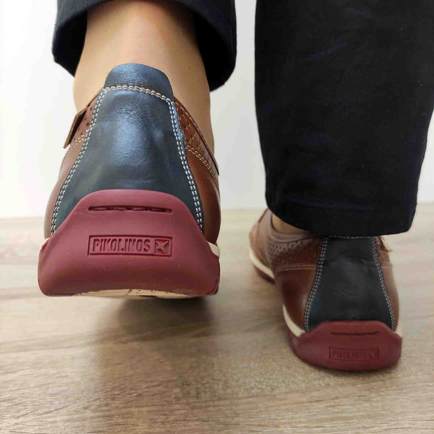 PANTOFI CASUAL BARBATI PIKOLINOS M9A-4120 MARO