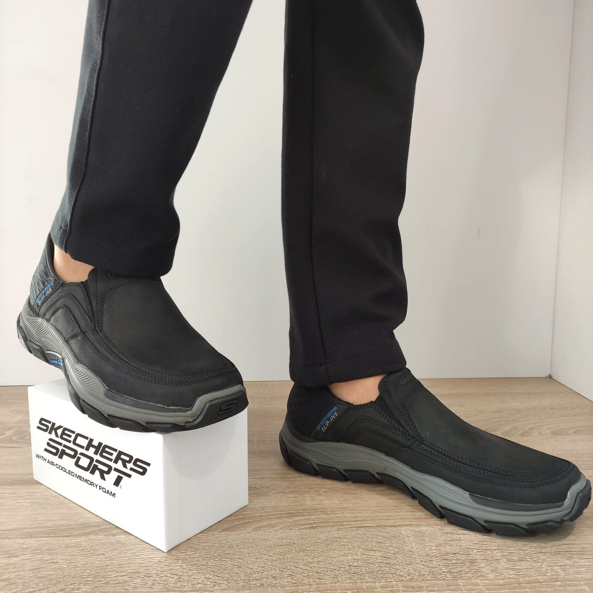 PANTOFI CASUAL BARBATI SKECHERS 204810 BLK - imagine 7