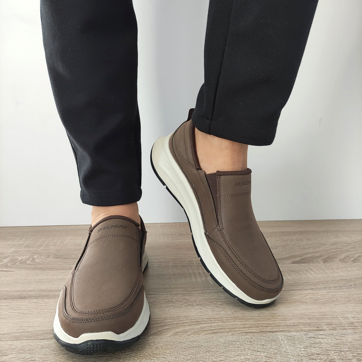 PANTOFI CASUAL BARBATI SKECHERS 232517 CHOC - imagine 5