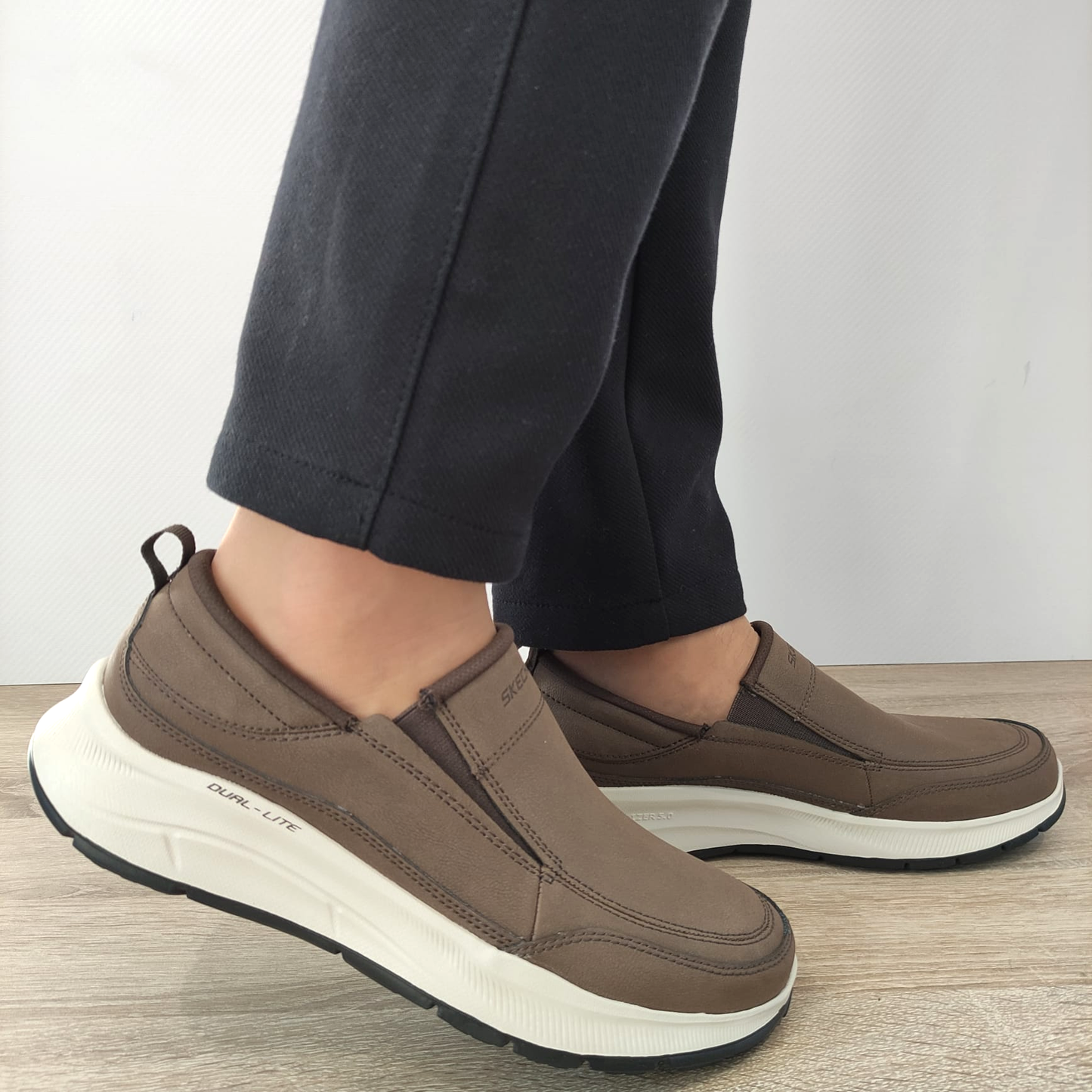 PANTOFI CASUAL BARBATI SKECHERS 232517 CHOC - imagine 2