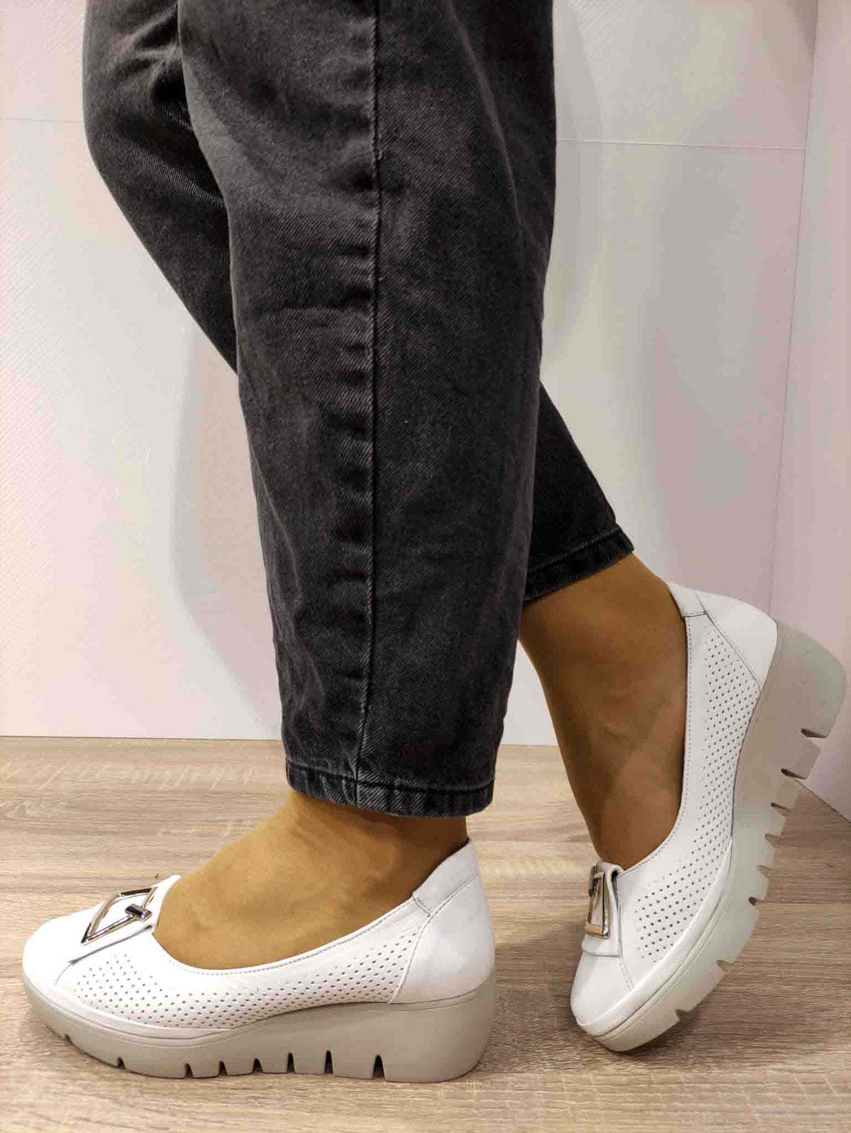 PANTOFI CASUAL DAMA ANNA VIOTTI 5356 ALBI - imagine 2