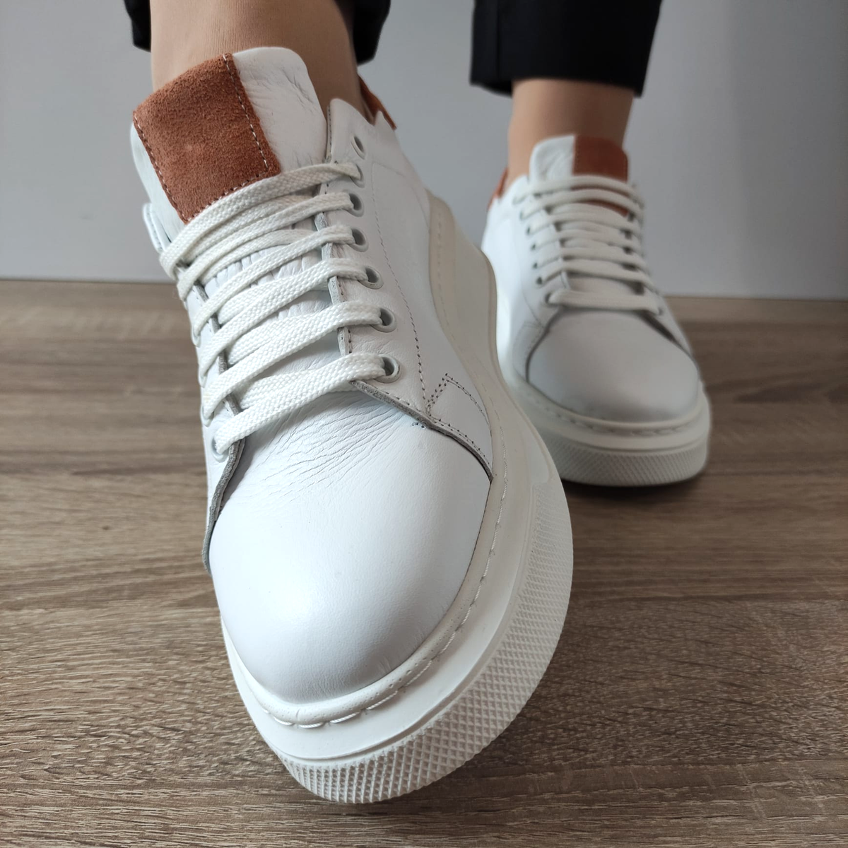 PANTOFI CASUAL DAMA CASPIAN 3602-2 ALBI + ROZ - imagine 4