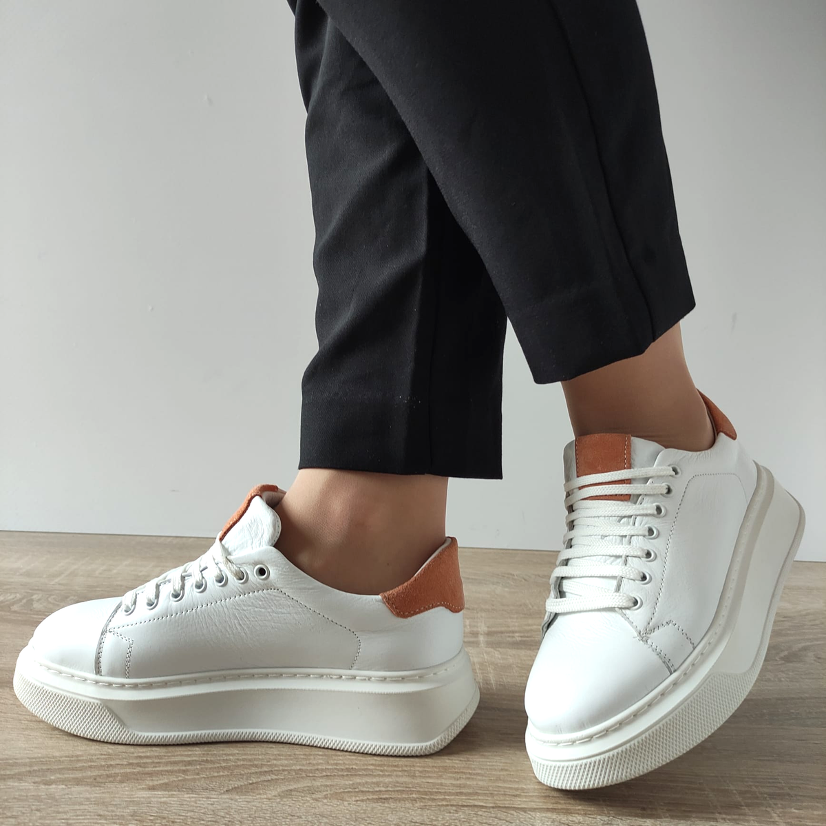 PANTOFI CASUAL DAMA CASPIAN 3602-2 ALBI + ROZ - imagine 2
