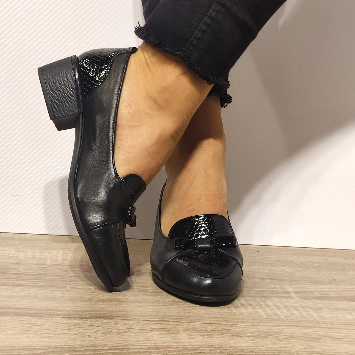 PANTOFI CASUAL DAMA NICOLIS 118948 NEGRI + CROCO - imagine 4