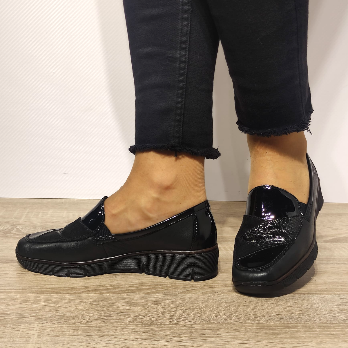 PANTOFI CASUAL DAMA RIEKER 53785-00 NEGRI - imagine 2