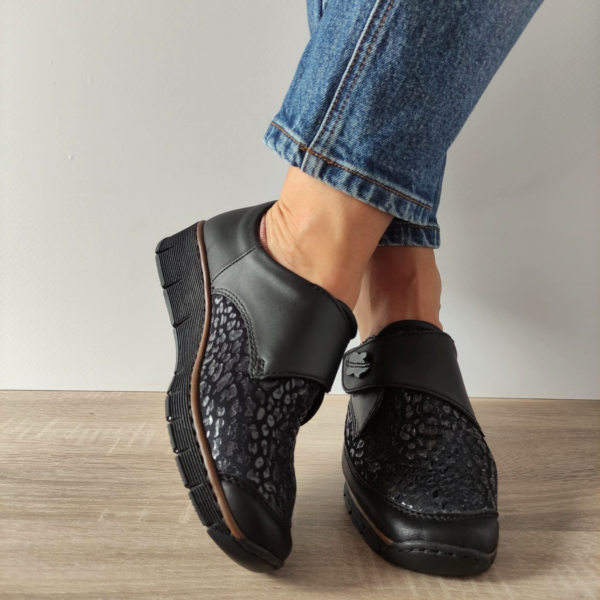 PANTOFI CASUAL DAMA RIEKER 537C0-00 NEGRI - imagine 4