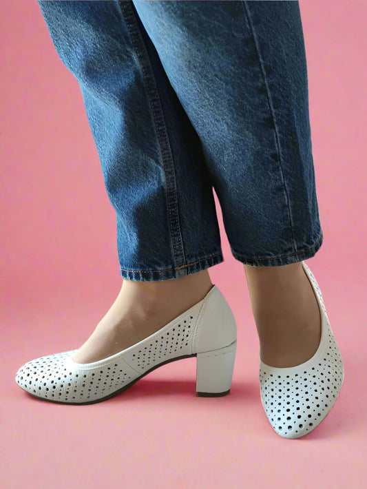 PANTOFI CASUAL PERFORATI DAMA RIEKER 41057-80 ALBI