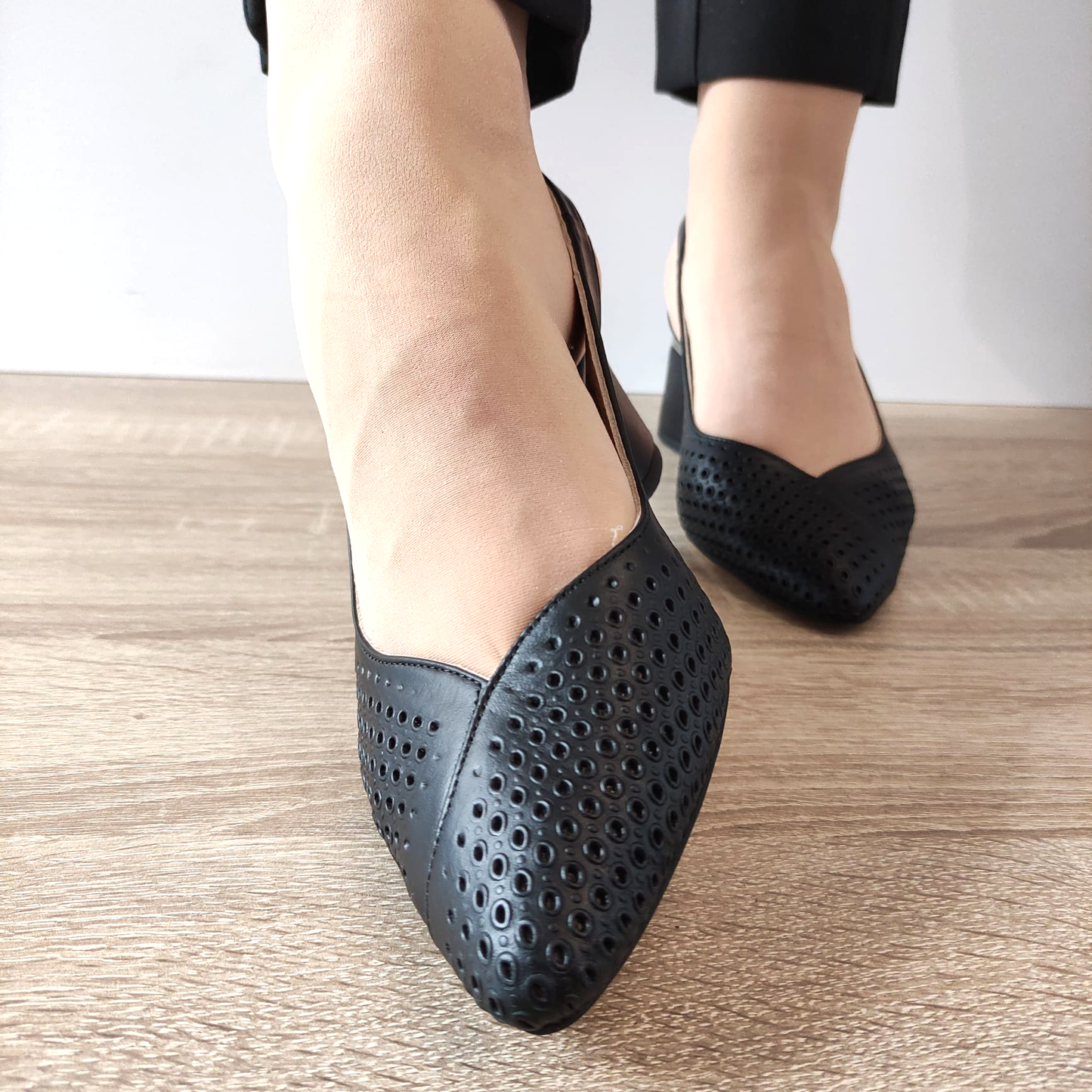 PANTOFI CASUAL DECUPATI DAMA DOGATI 049-539 NEGRI