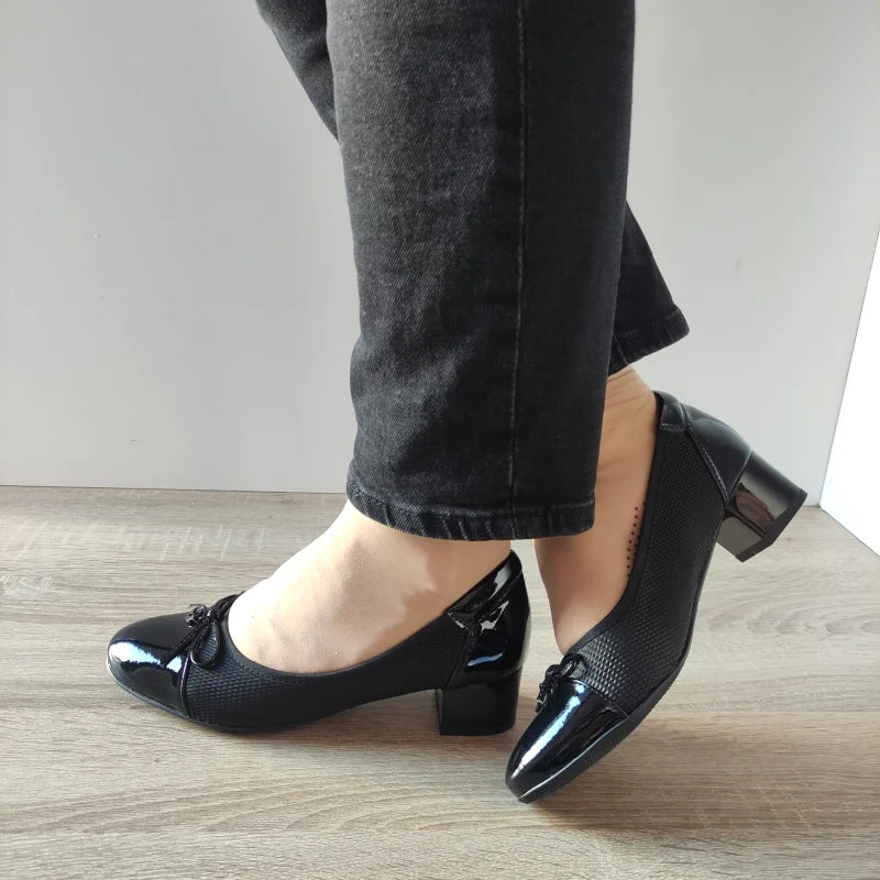 PANTOFI ELEGANTI DAMA KARISMA 50105A 01-Z NEGRI LAC + TEXTIL - imagine 2
