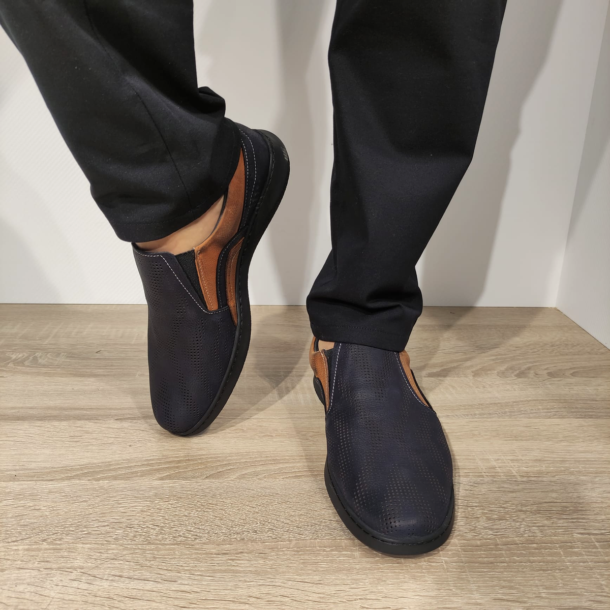 PANTOFI PERFORATI BARBATI DOGATI 555 BLEUMARIN - imagine 5