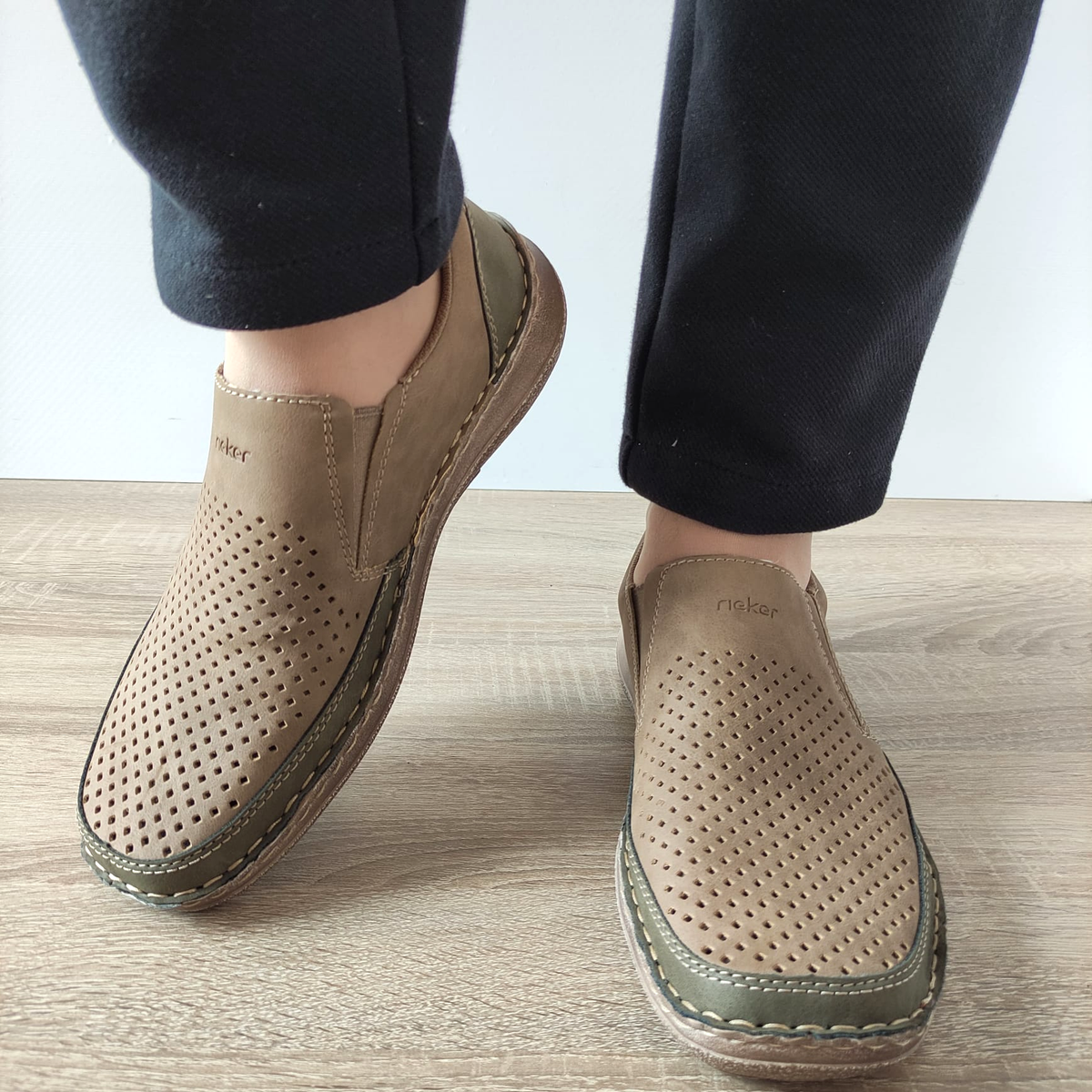 PANTOFI PERFORATI BARBATI RIEKER 03079-64 BEJ - imagine 4