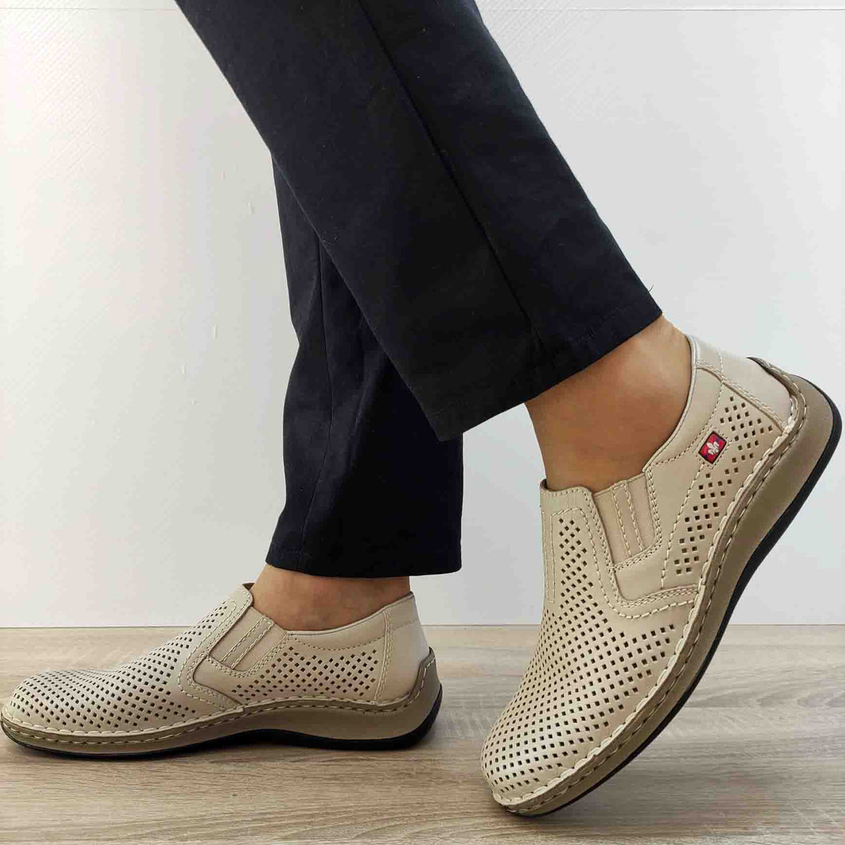PANTOFI PERFORATI CASUAL BARBATI RIEKER 05297-60 BEJ - imagine 2