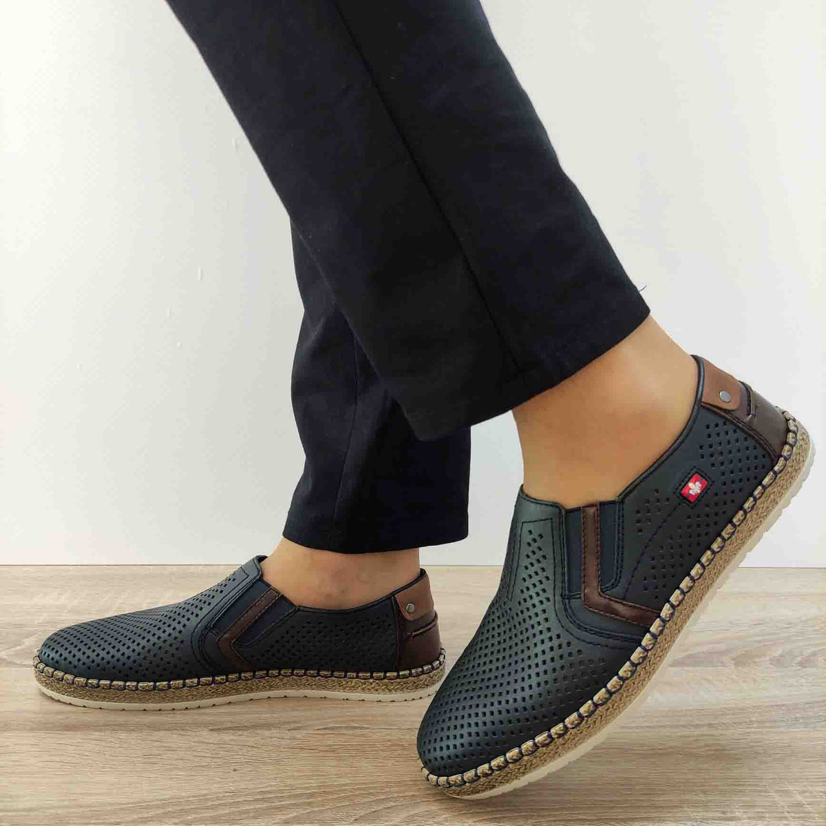 PANTOFI PERFORATI CASUAL BARBATI RIEKER B5297-14 BLEUMARIN - imagine 2