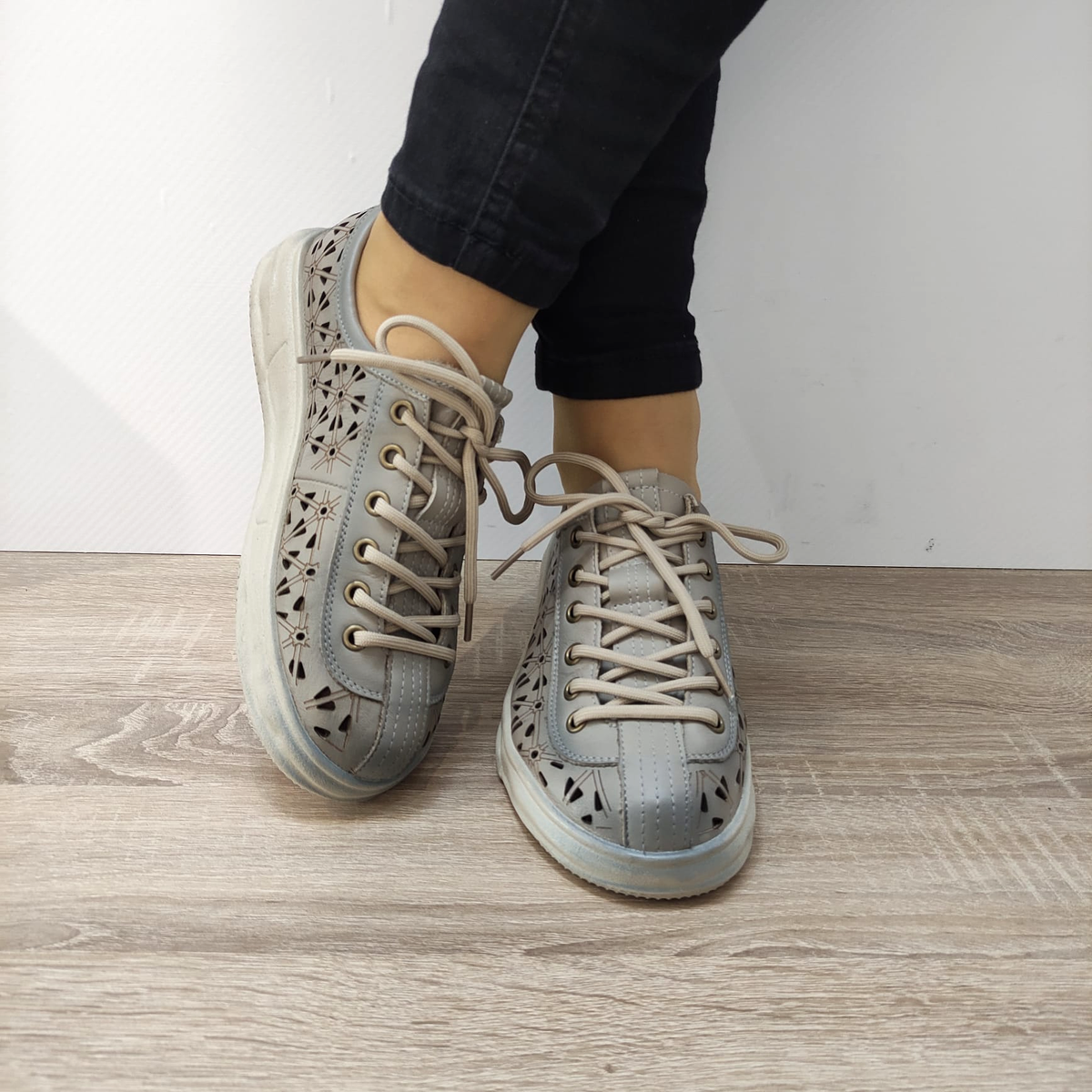 PANTOFI PERFORATI CASUAL DAMA FORMAZIONE 98088 LIGHT GRAY - imagine 4