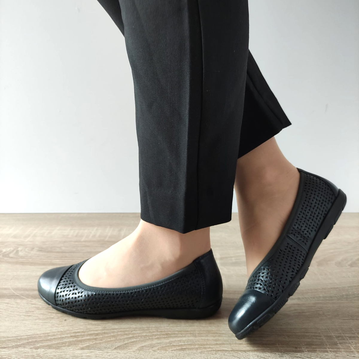 PANTOFI PERFORATI DAMA CAPRICE 22151-42 BLEUMARIN - imagine 2