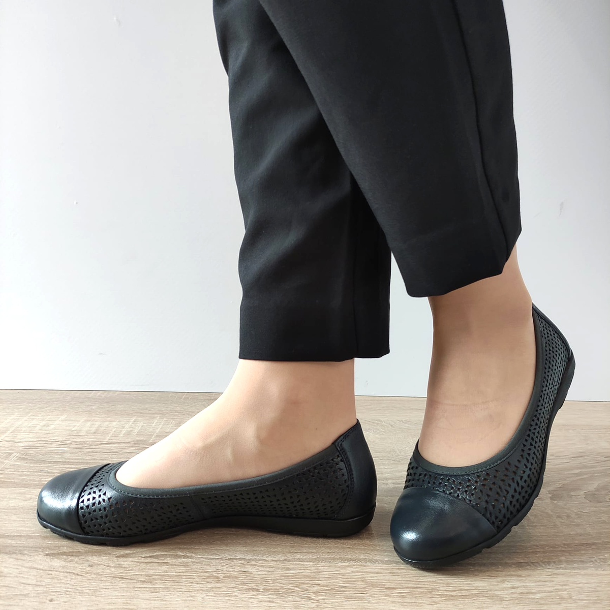 PANTOFI PERFORATI DAMA CAPRICE 22151-42 BLEUMARIN - imagine 3