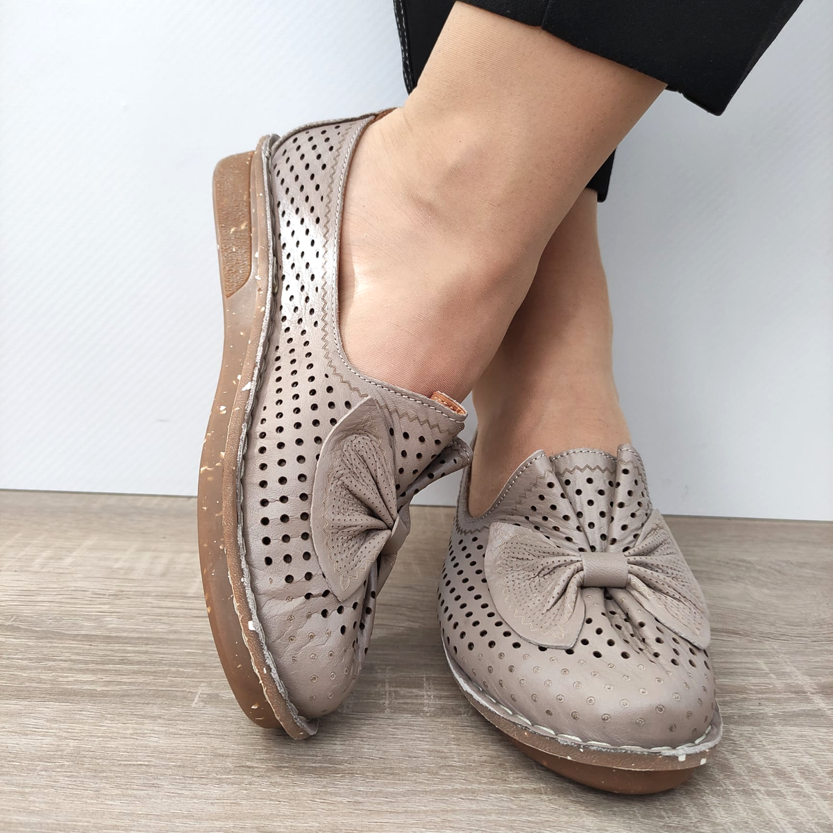 PANTOFI PERFORATI DAMA DOGATI 101131-1 GREJ - imagine 5